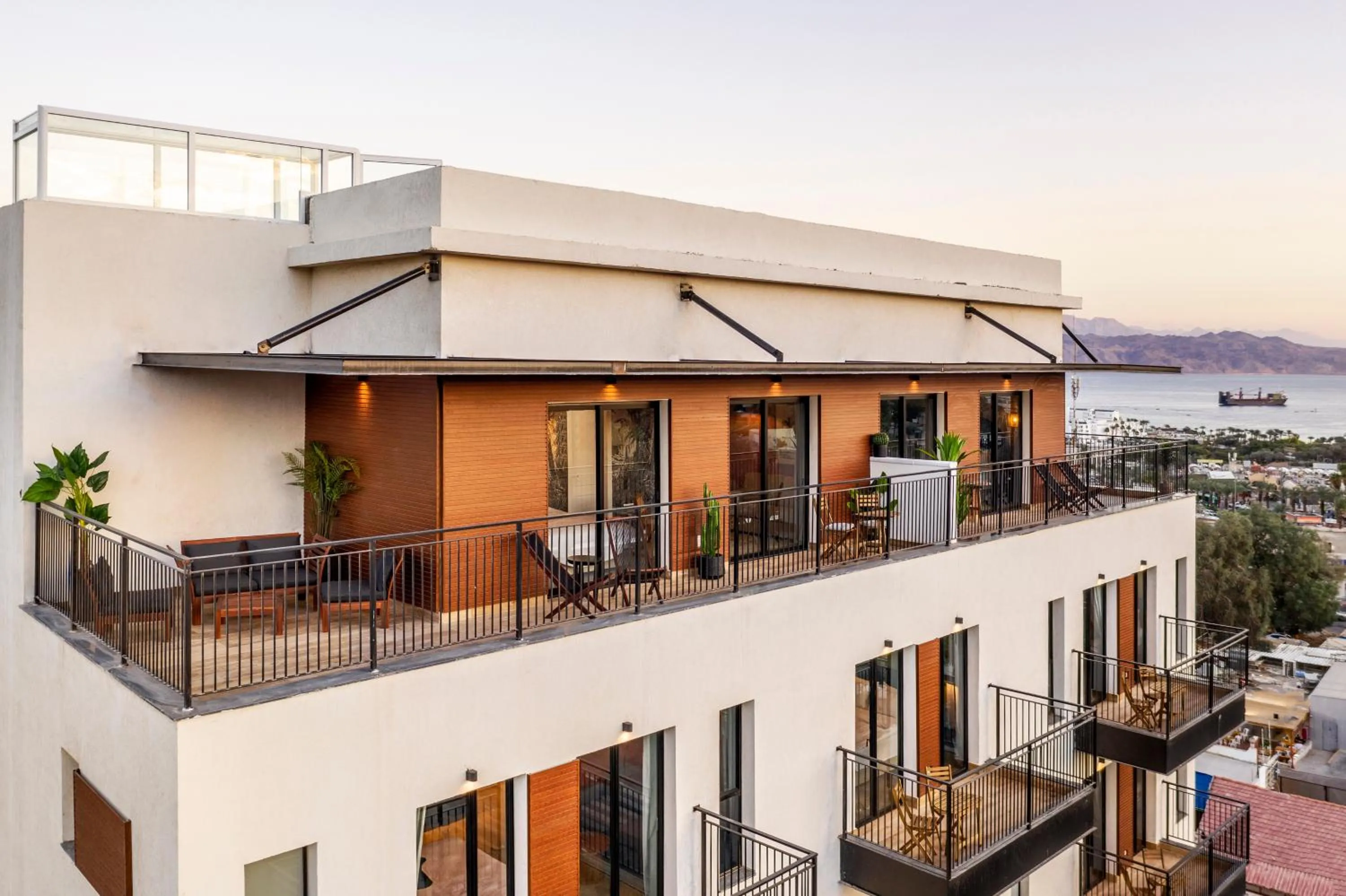 Balcony/Terrace in Mr. Soof - By TLV2GO