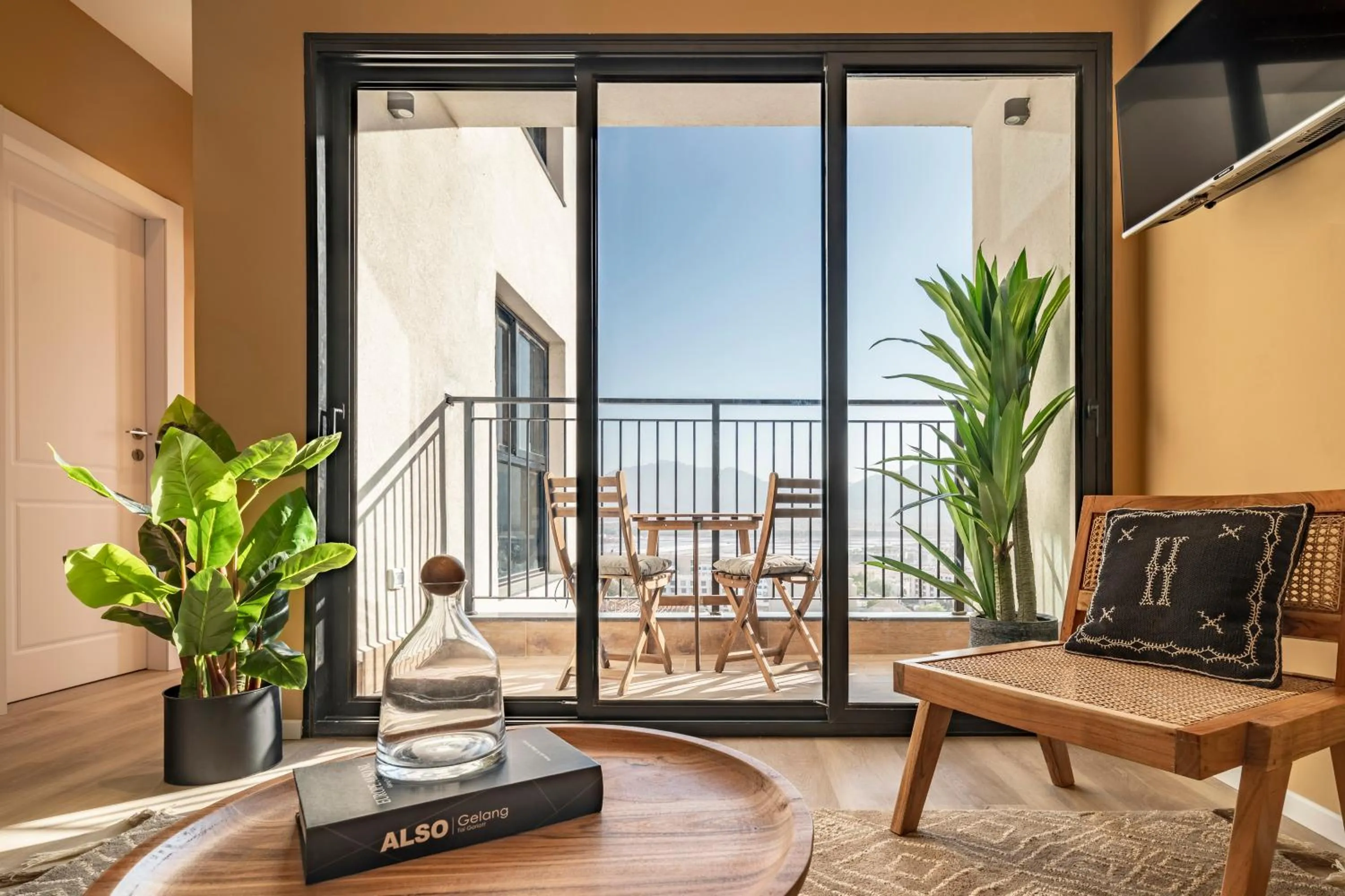 Balcony/Terrace in Mr. Soof - By TLV2GO