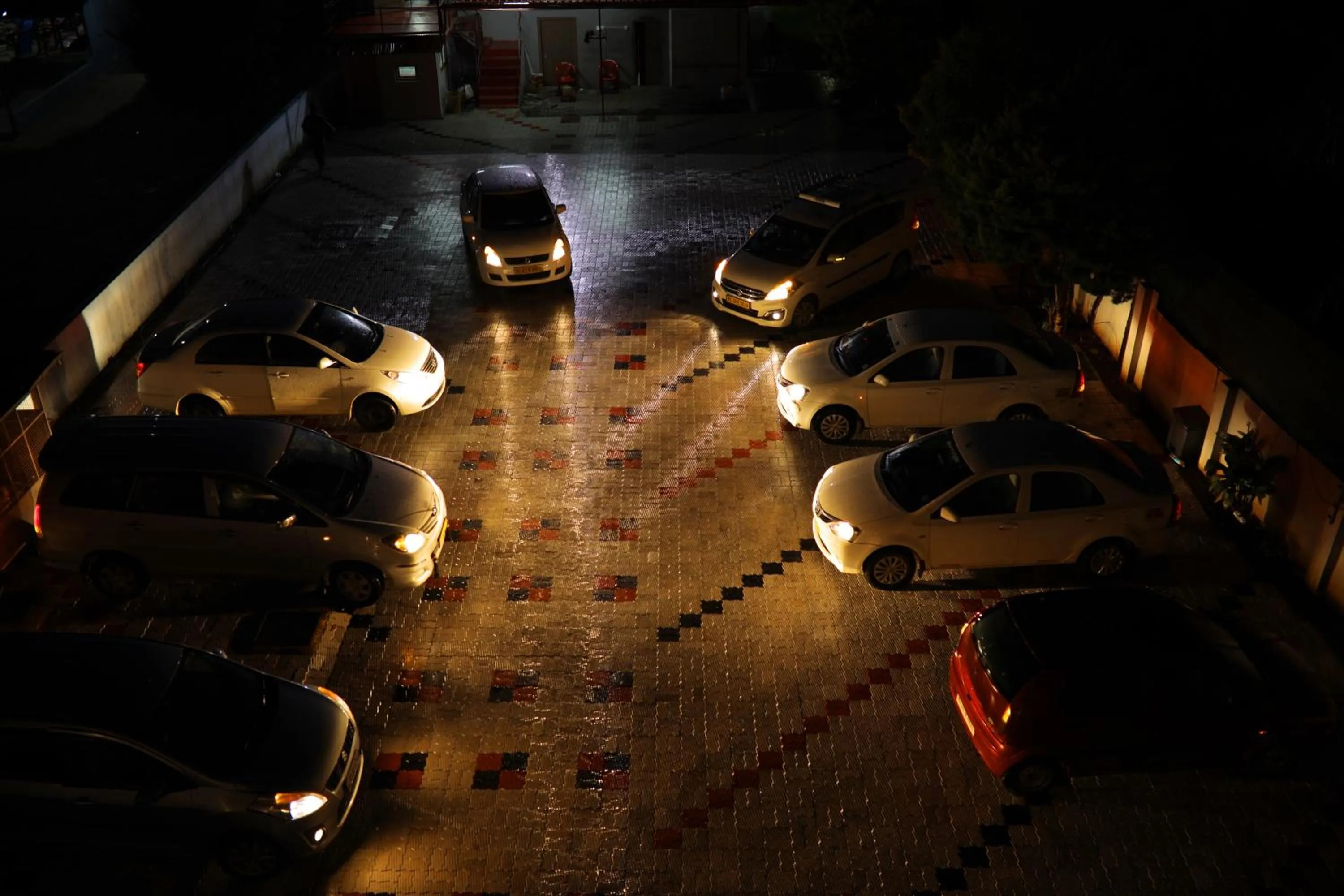Inner courtyard view in The Patio Thekkady