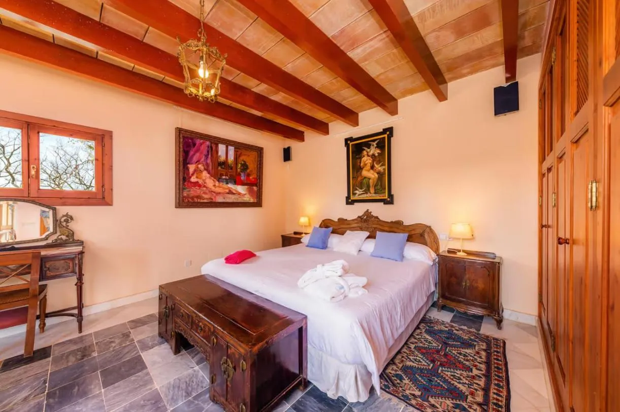 Bed in Es Revellar Art Resort - Adults Only