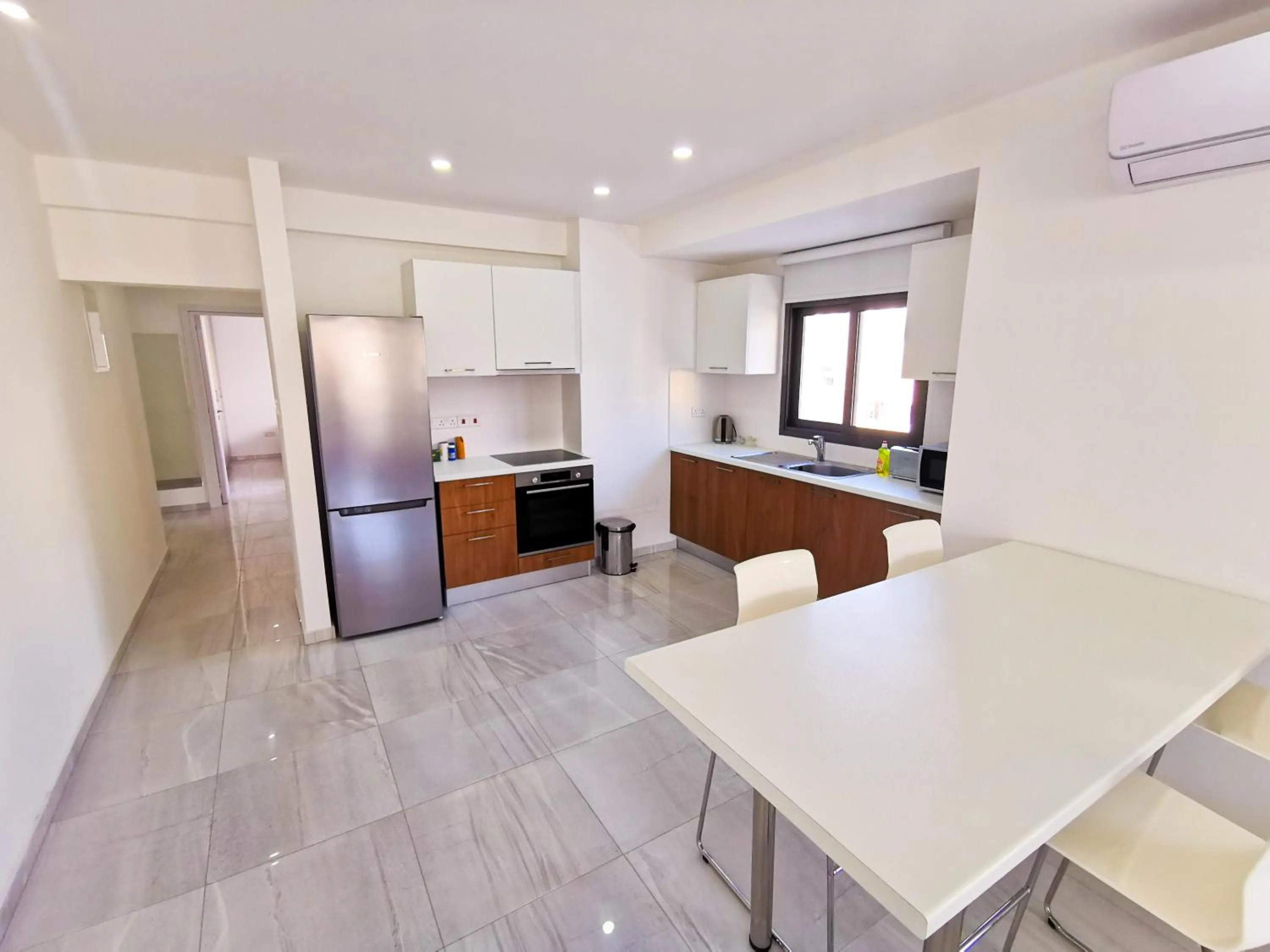 Kitchen or kitchenette in Vasilo Court Seaview City Apartment