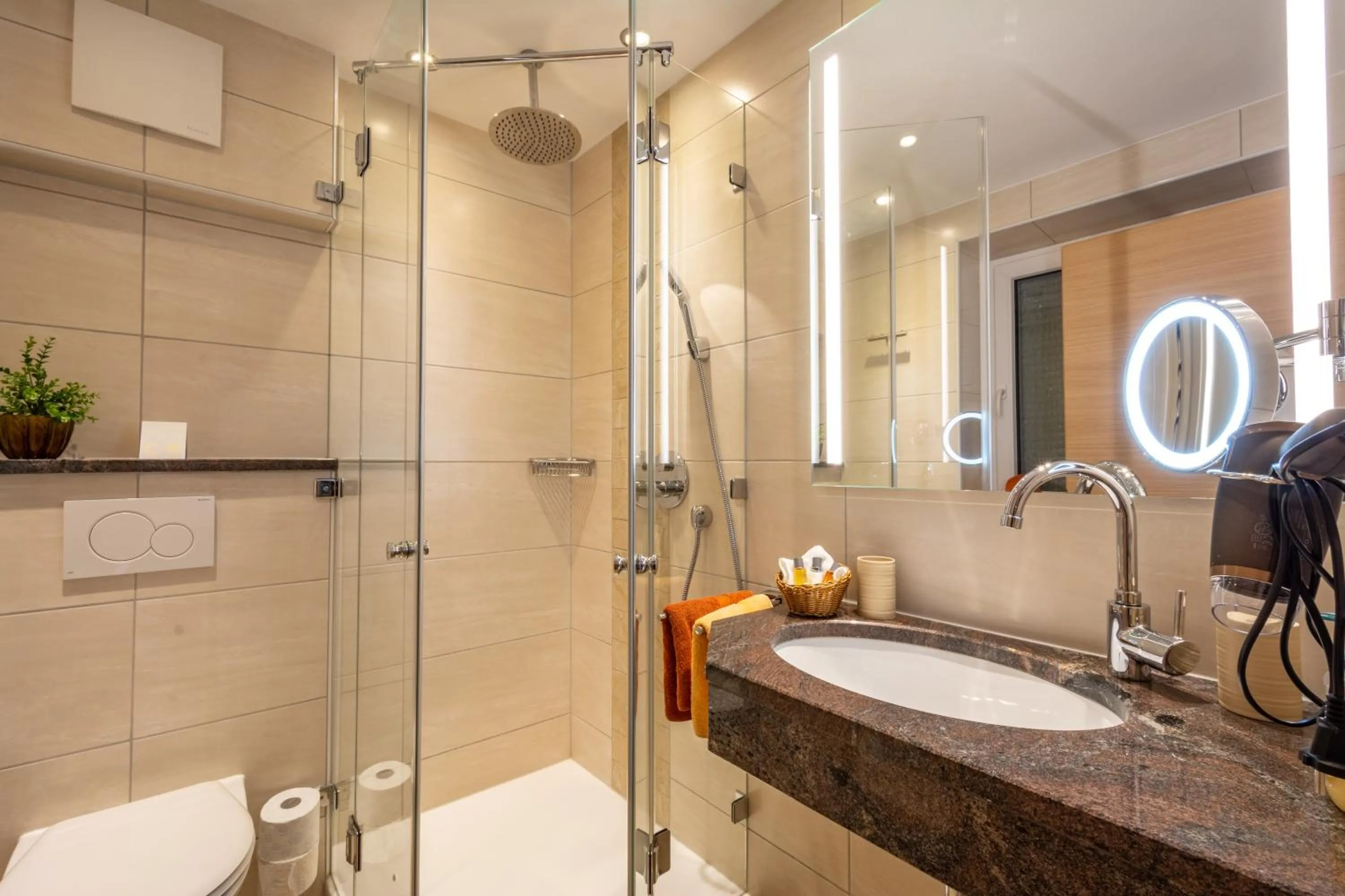 Shower in Hotel Alpspitz B&B