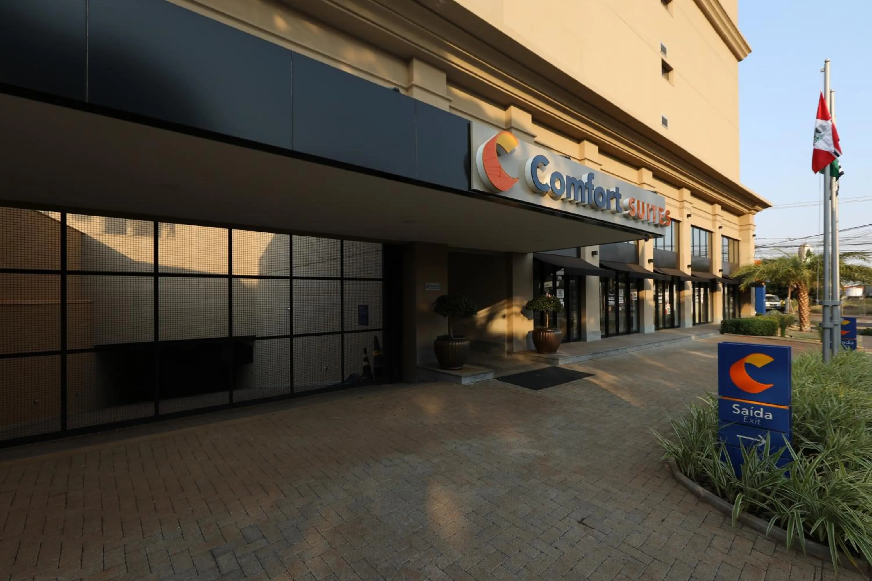 Facade/entrance in Comfort Suites São José do Rio Preto