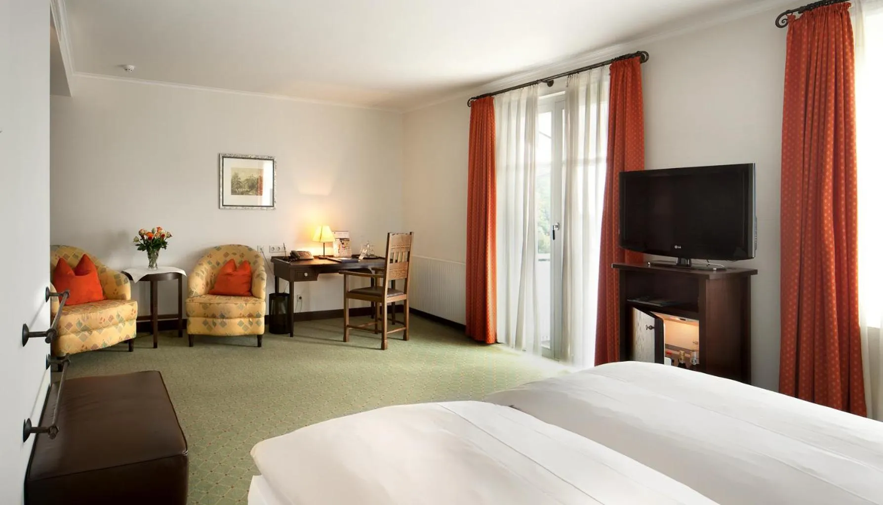 Toilet, Bed in Best Western Soibelmanns Lutherstadt Wittenberg