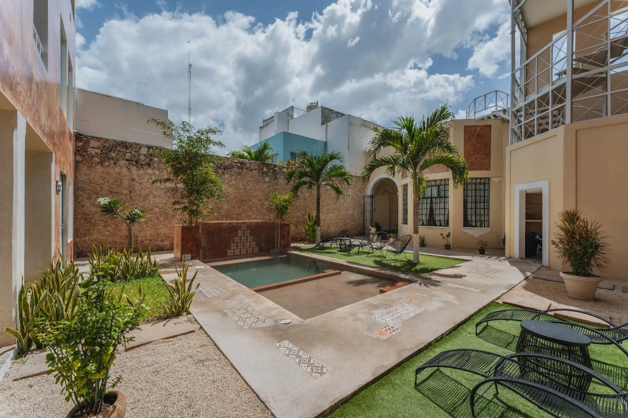 Swimming pool in Hotel Boutique La Casona by Kavia