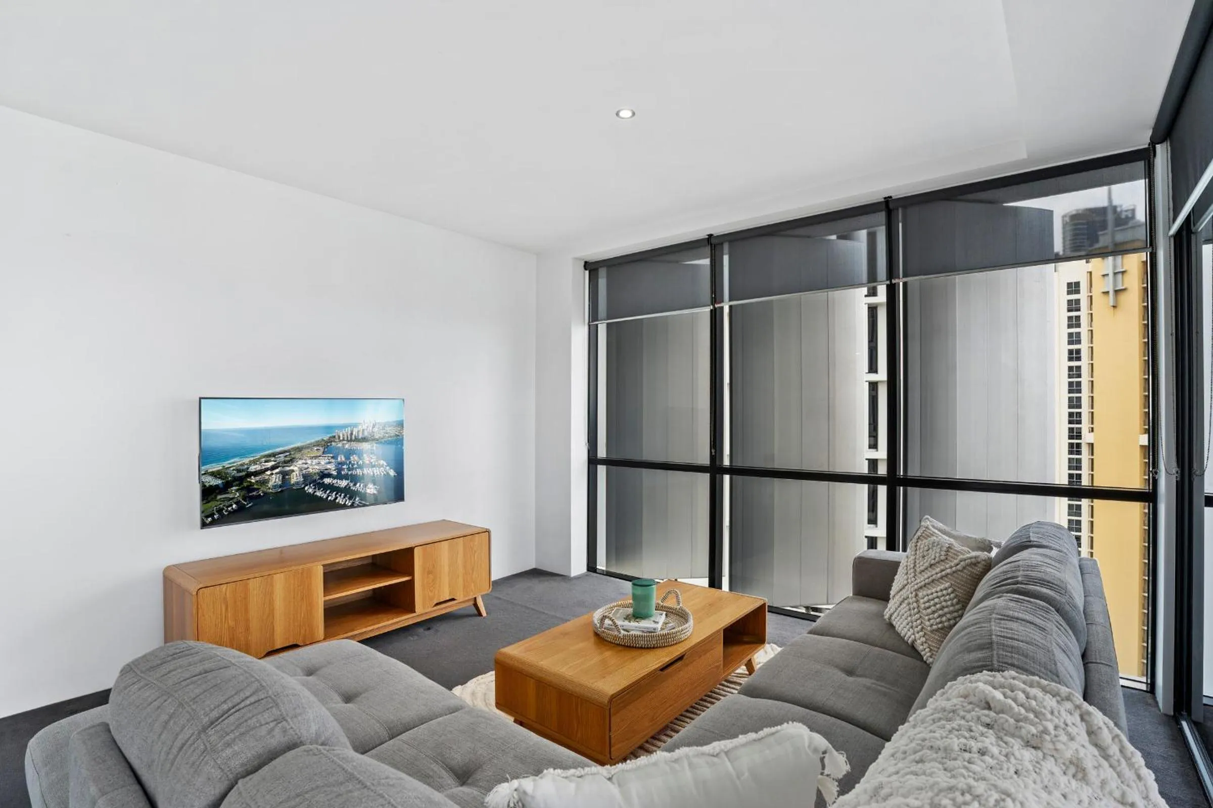 Living room in Circle on Cavill - QStay