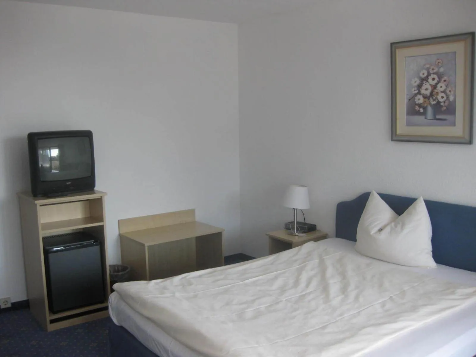 Photo of the whole room in HAK Hotel am Klostersee