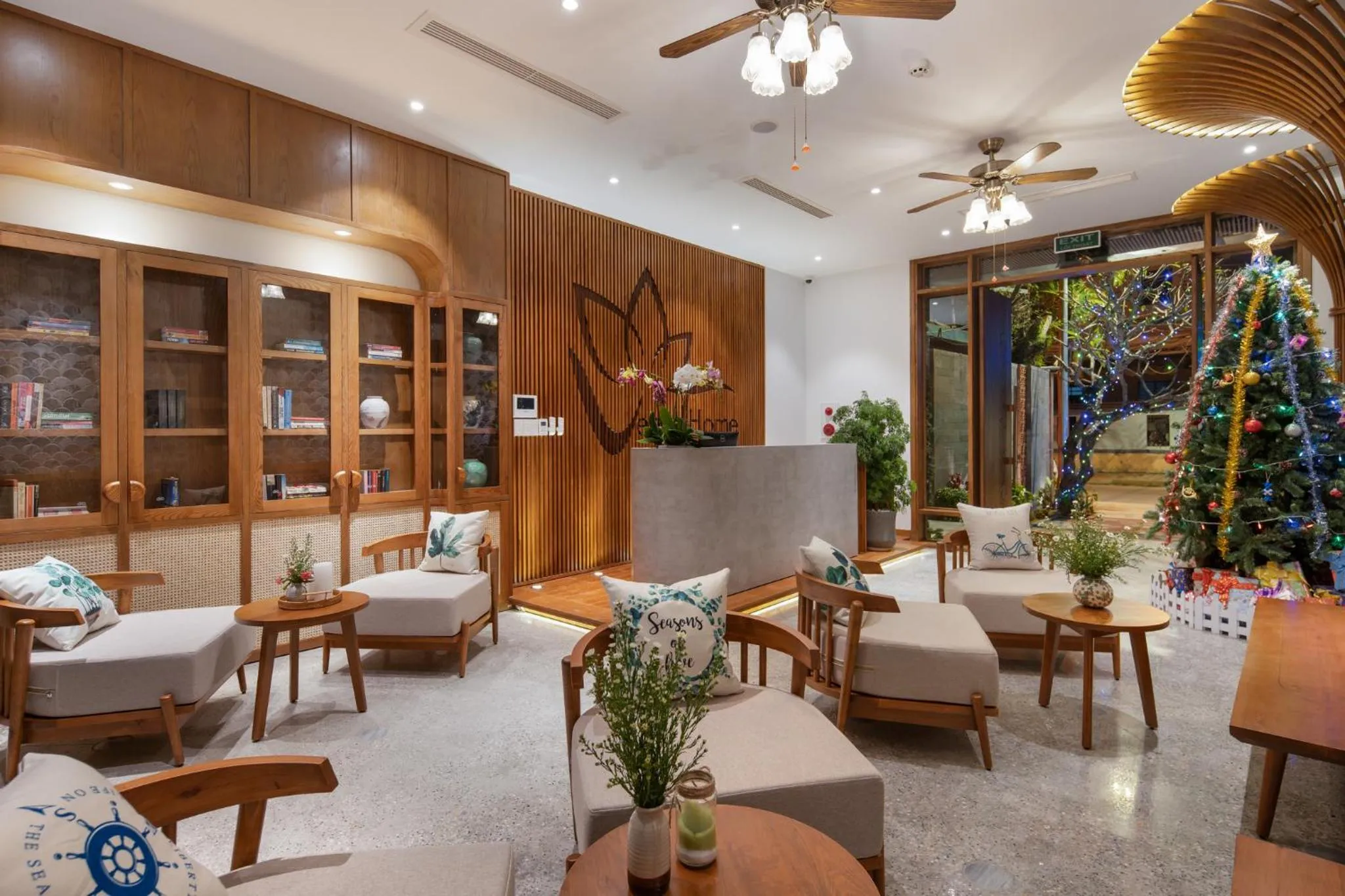 Lobby or reception in VernalHome Boutique Danang