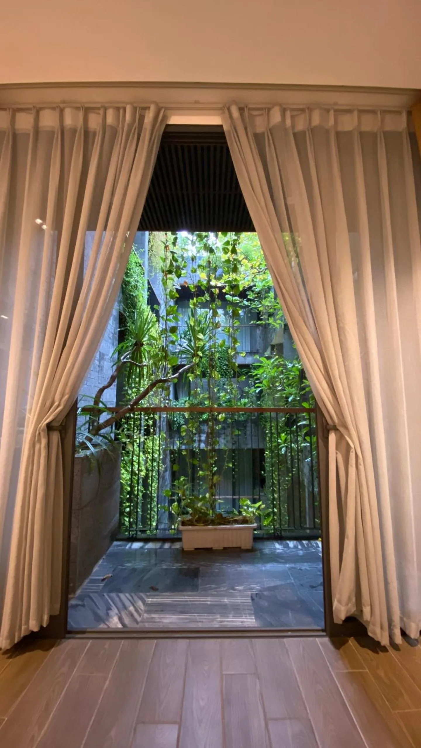 Pool view in VernalHome Boutique Danang