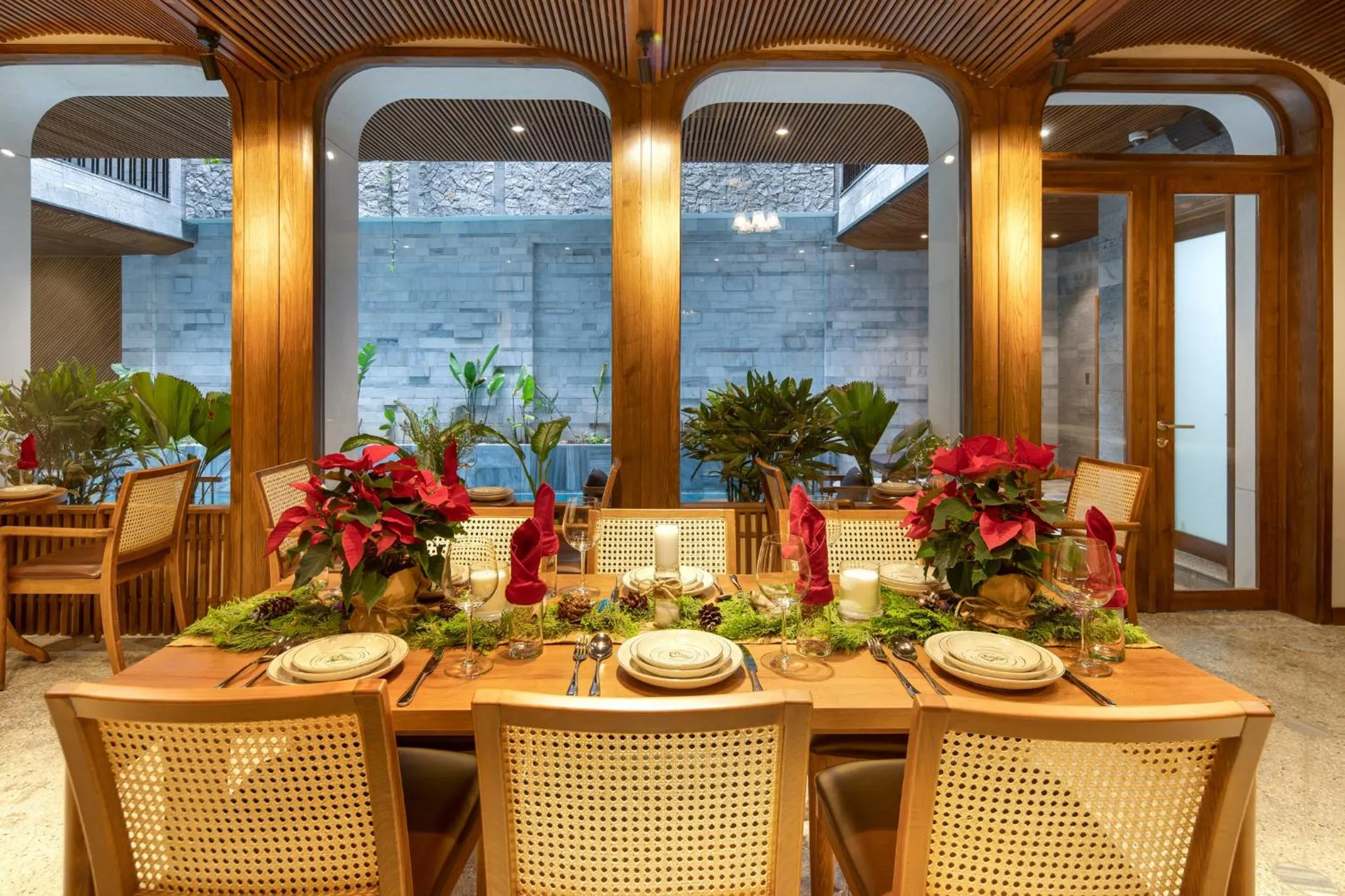 Restaurant/places to eat in VernalHome Boutique Danang