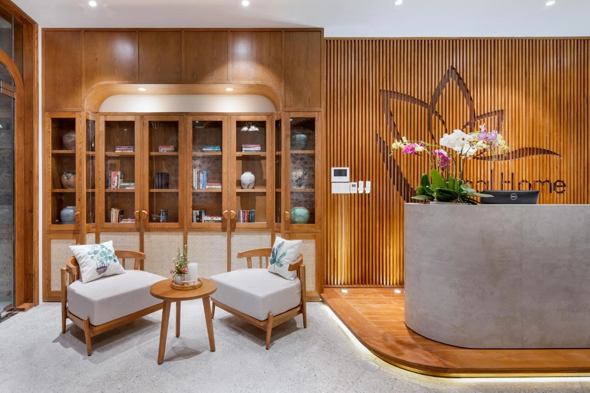 Communal lounge/ TV room in VernalHome Boutique Danang