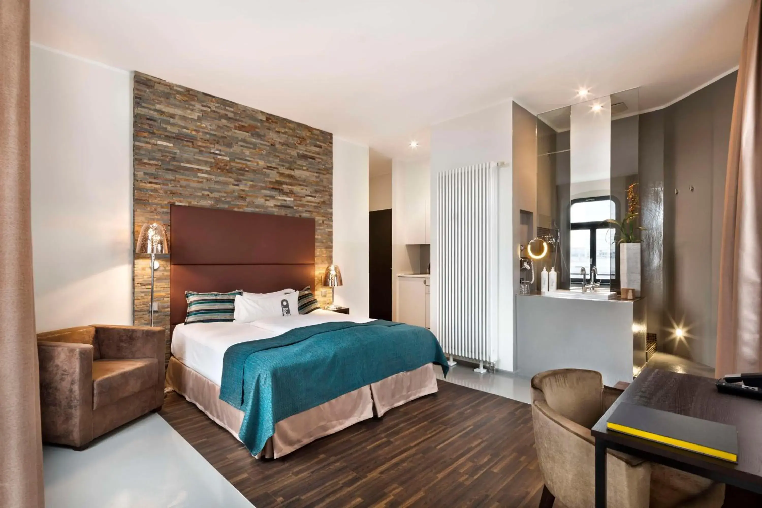 Double Room in Lux 11 Berlin-Mitte Double Room in Lux 11 Berlin-Mitte