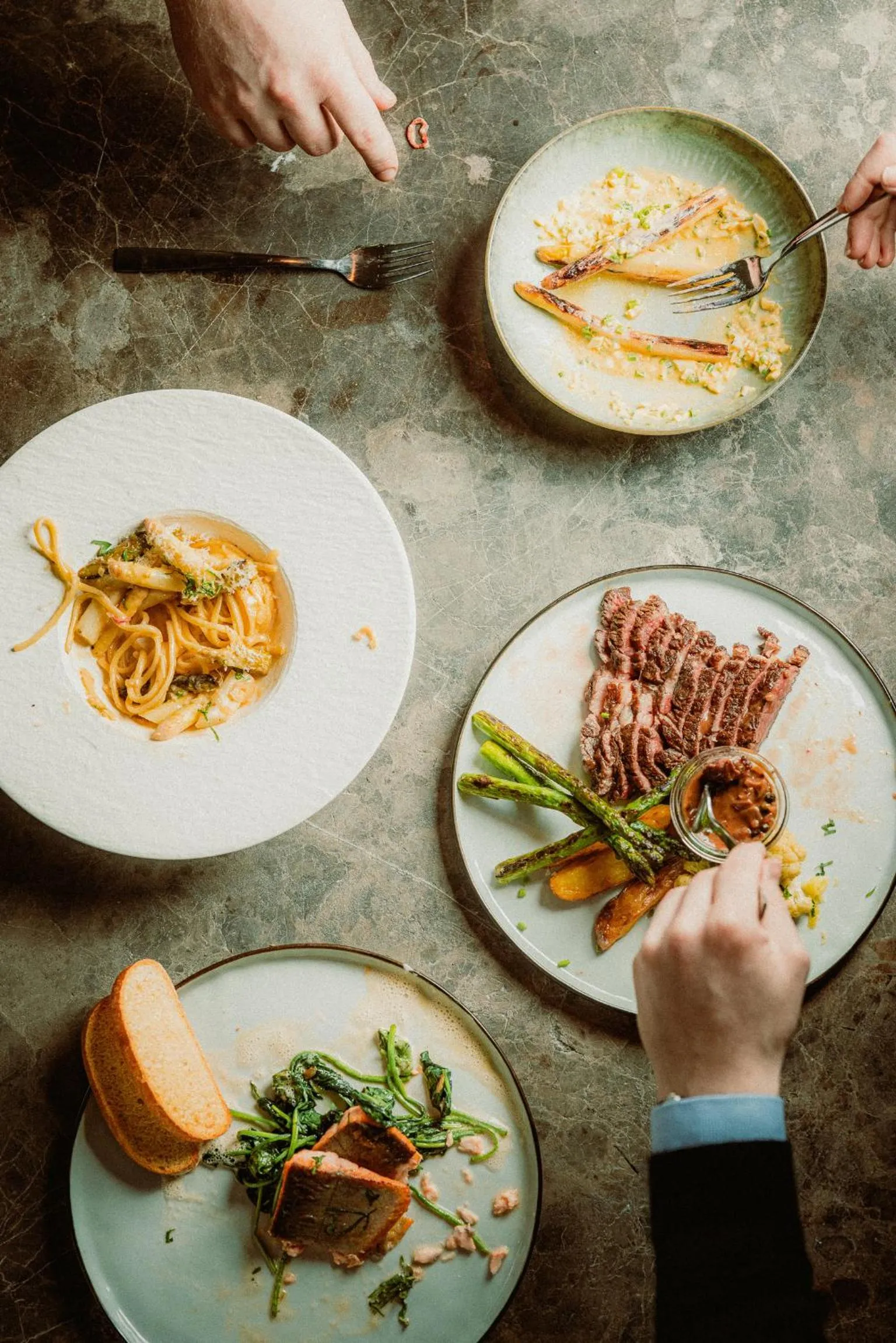 Restaurant/places to eat in Lux 11 Berlin-Mitte