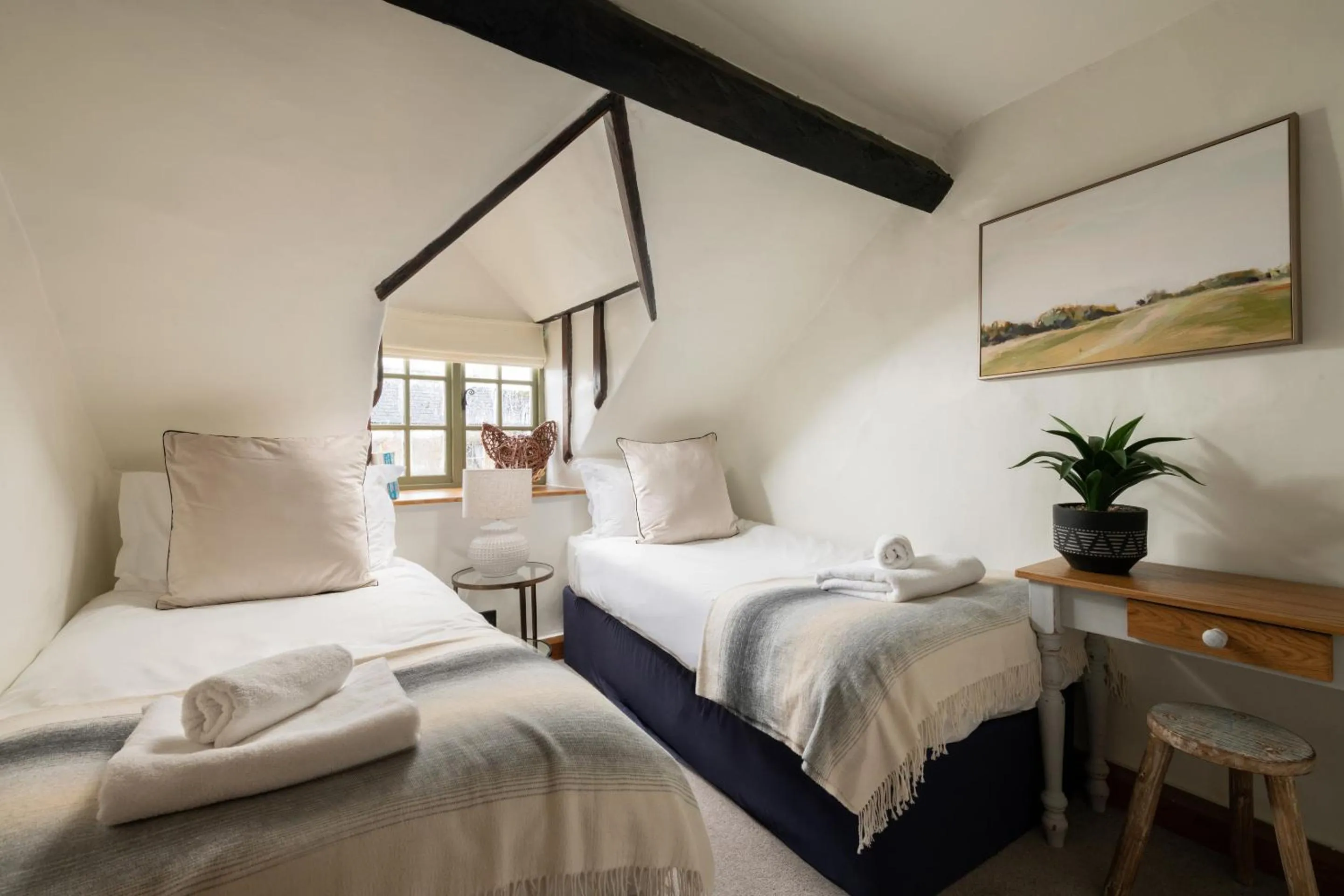 Bedroom, Bed in Coniston House - Eco Hot Tub