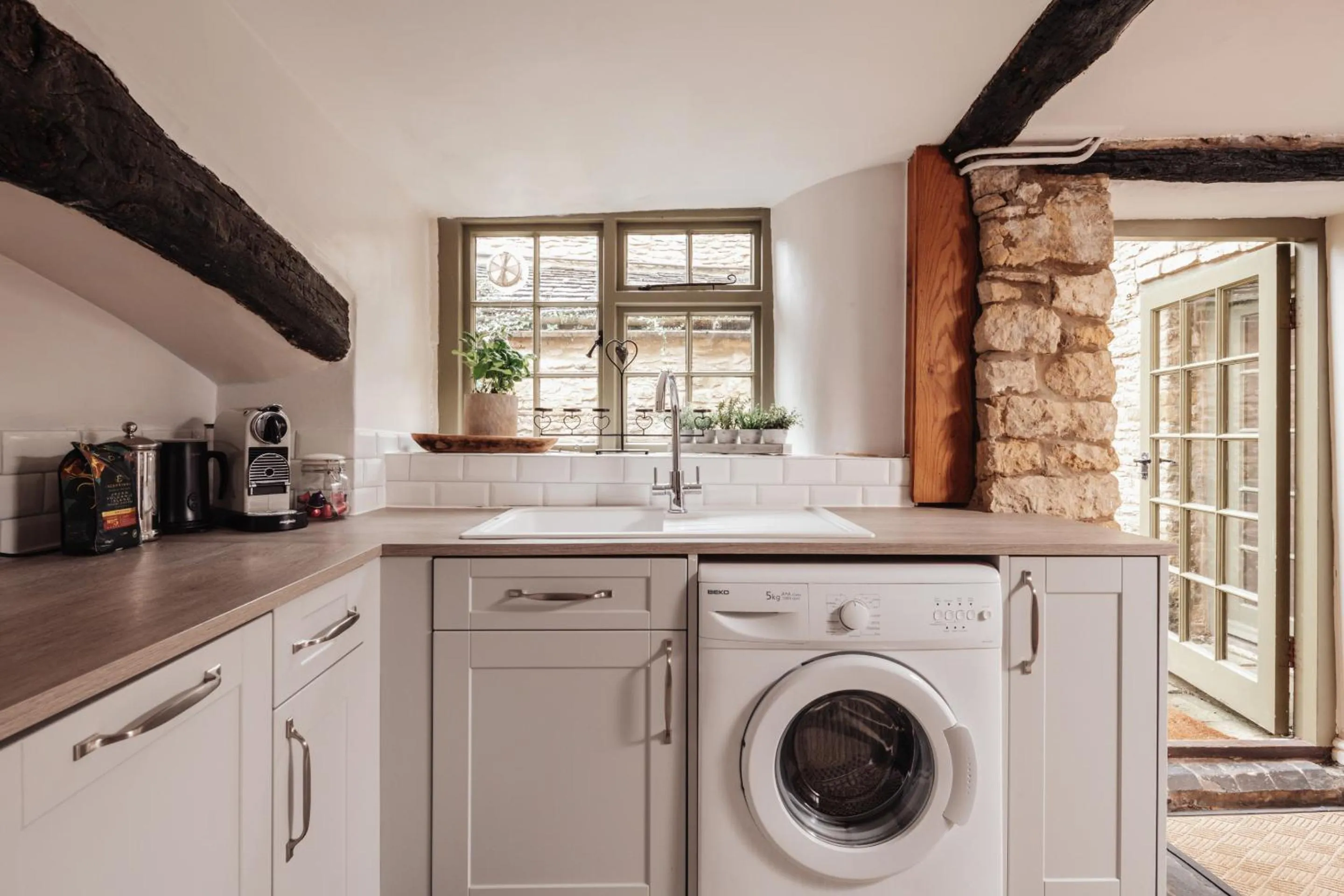 Kitchen or kitchenette in Coniston House - Eco Hot Tub