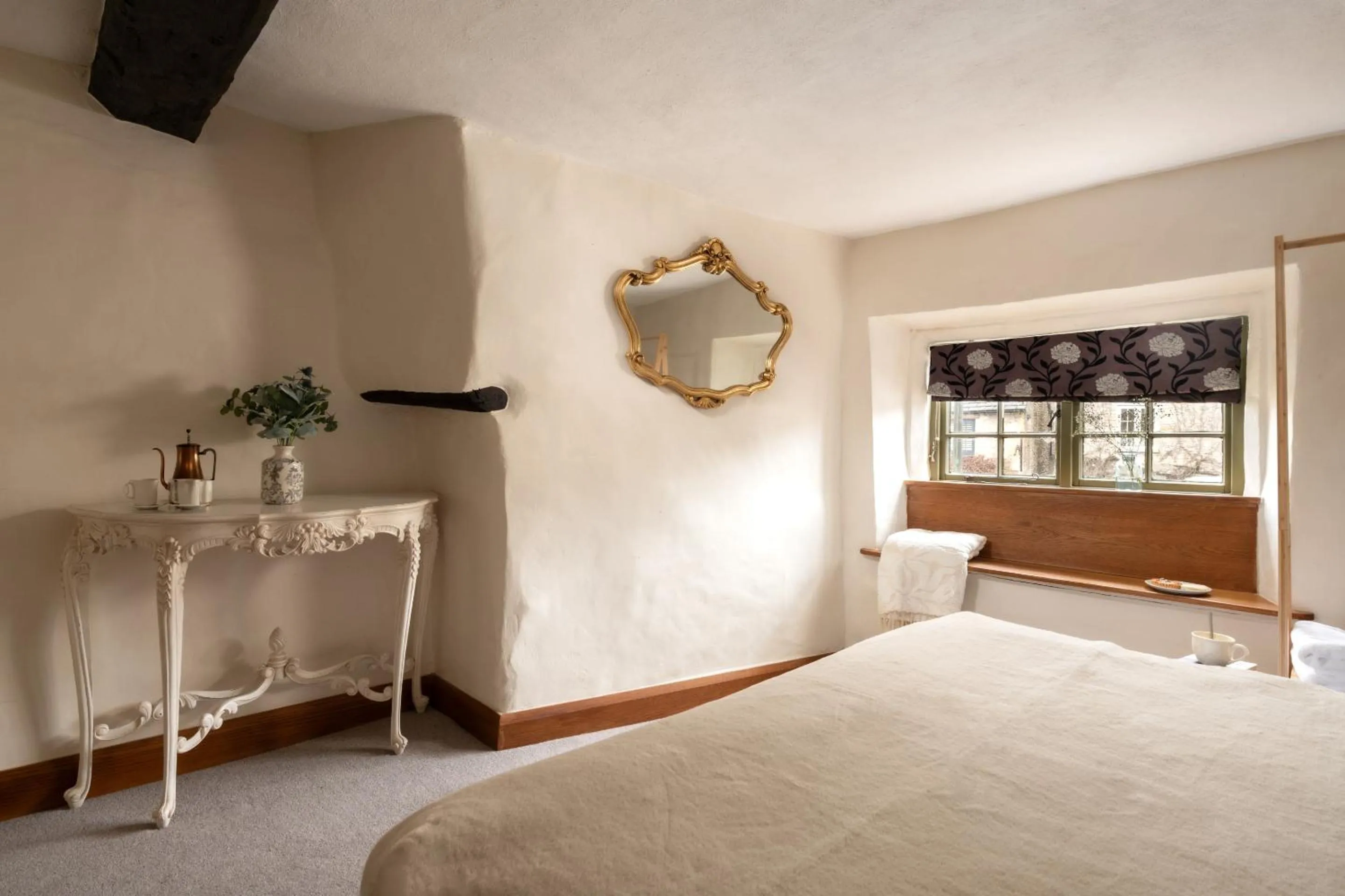 Bedroom, Bed in Coniston House - Eco Hot Tub