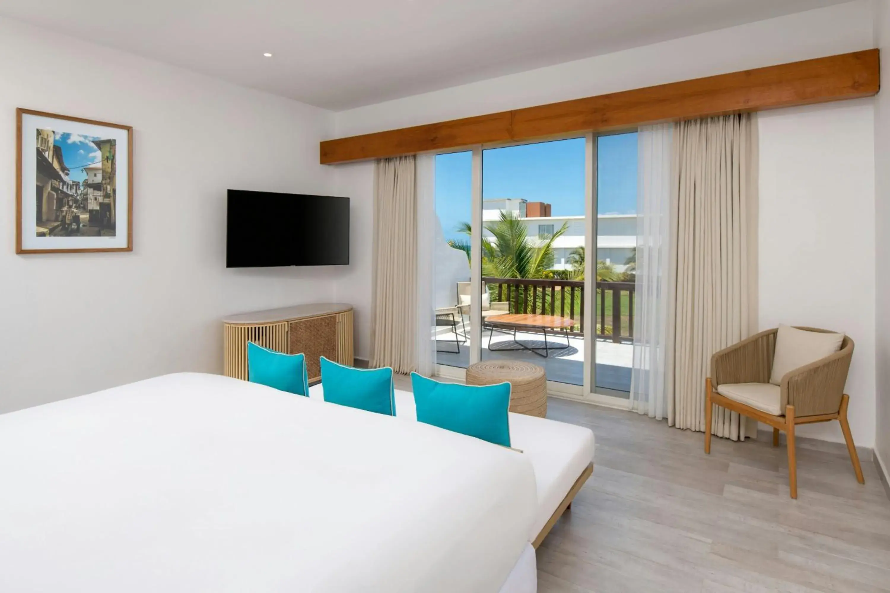 Deluxe King Room with Balcony in Le Mersenne Zanzibar, Autograph Collection Deluxe King Room with Balcony in Le Mersenne Zanzibar, Autograph Collection