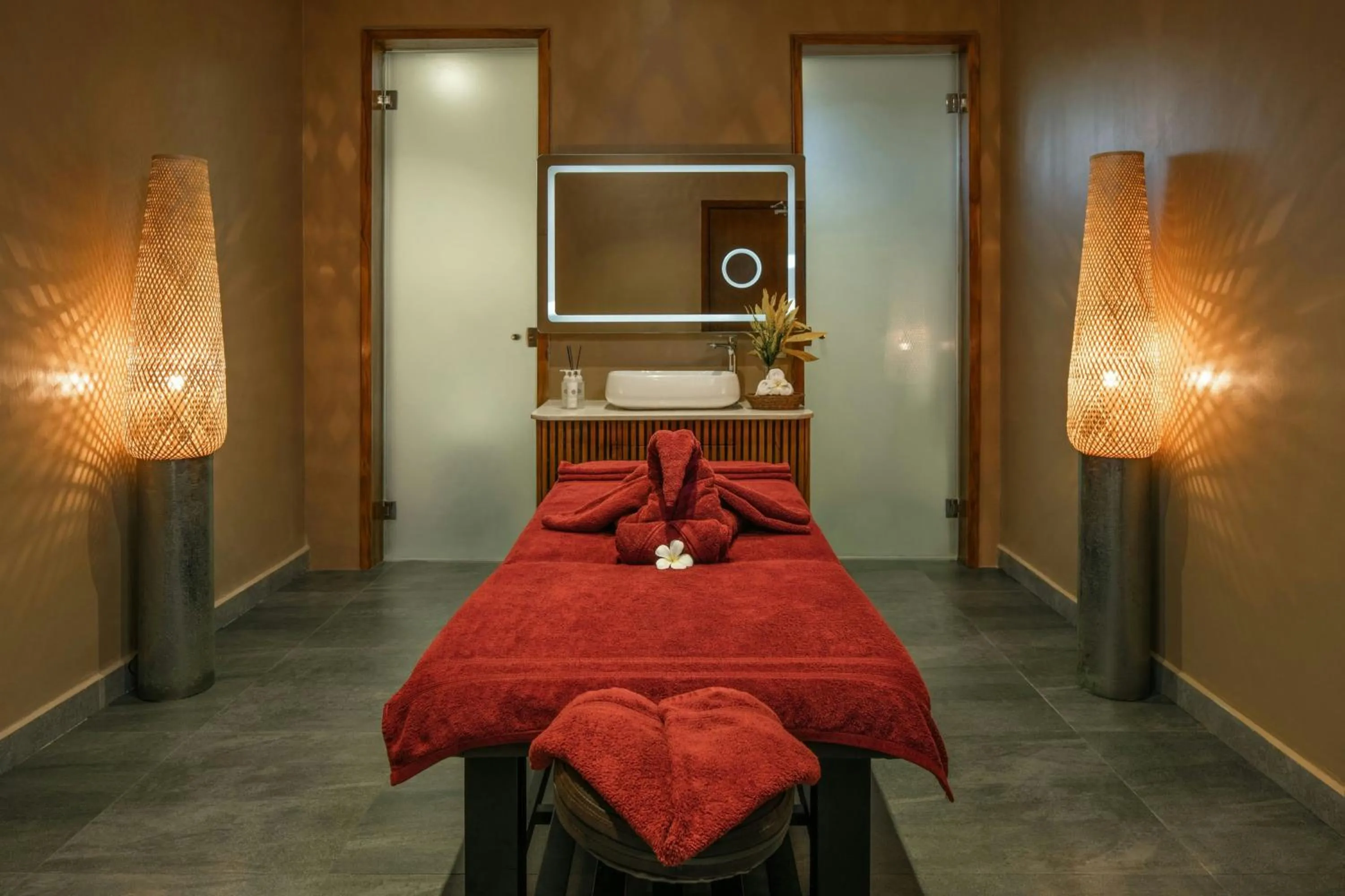 Spa and wellness centre/facilities, Bed in Le Mersenne Zanzibar, Autograph Collection