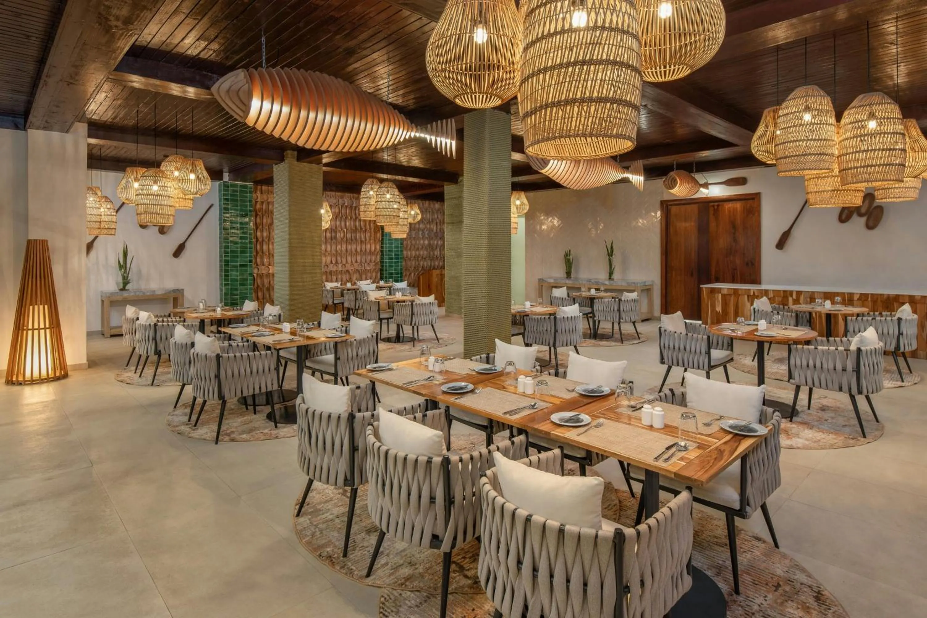 Restaurant/places to eat in Le Mersenne Zanzibar, Autograph Collection