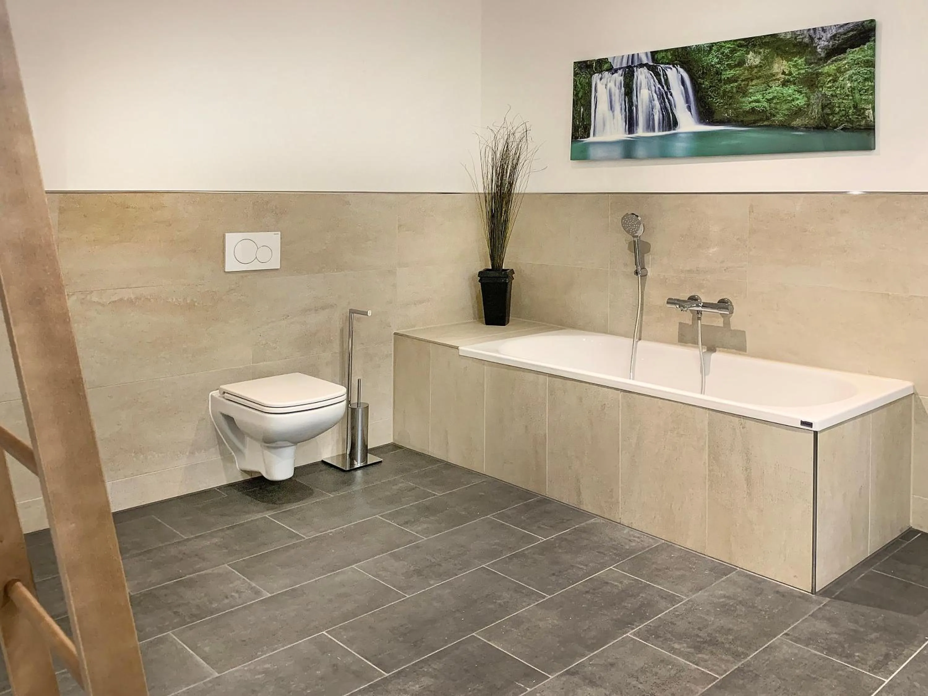 BELLEVUE-Boardinghouse