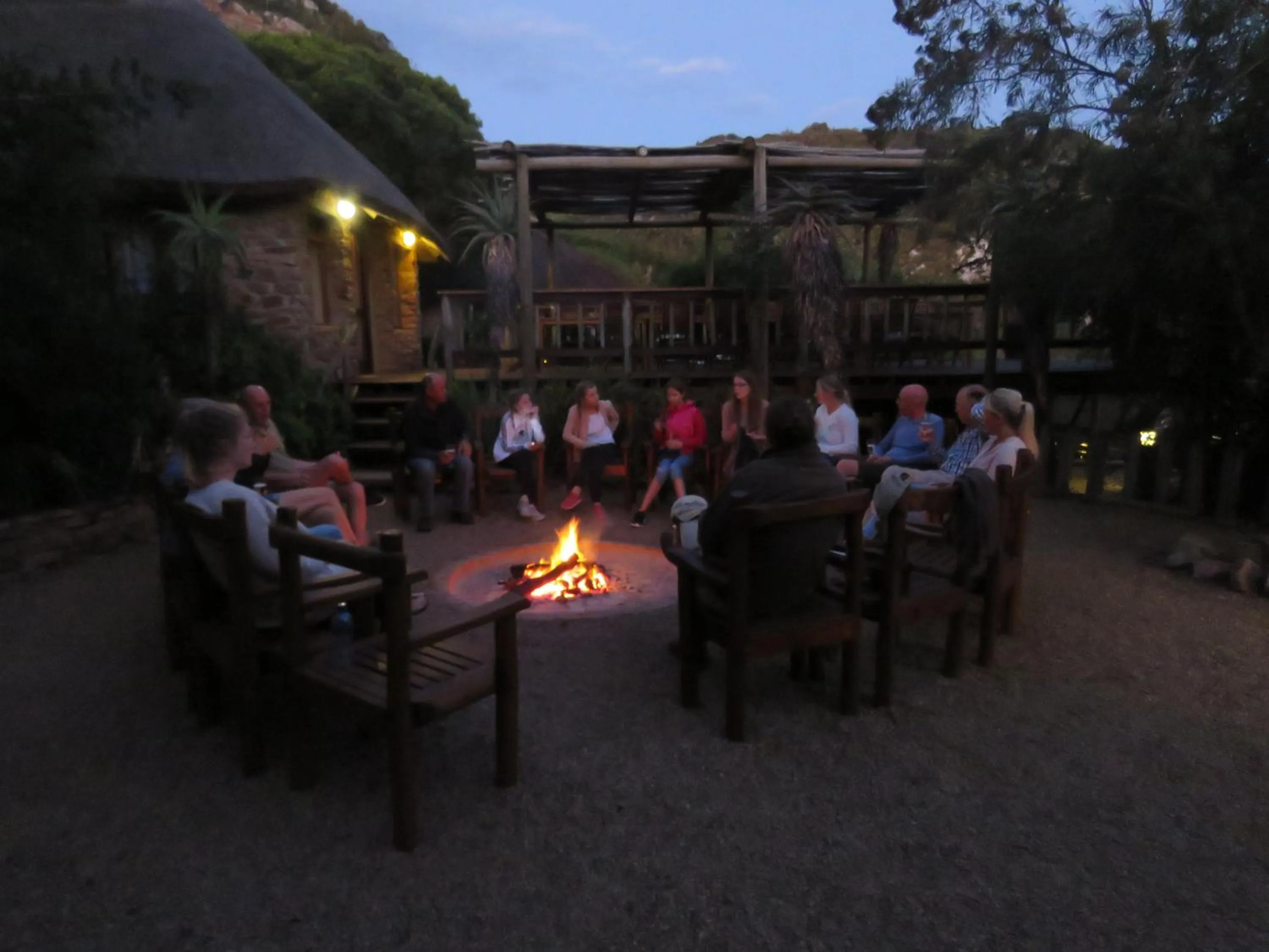 group of guests in Woodbury Lodge – Amakhala Game Reserve