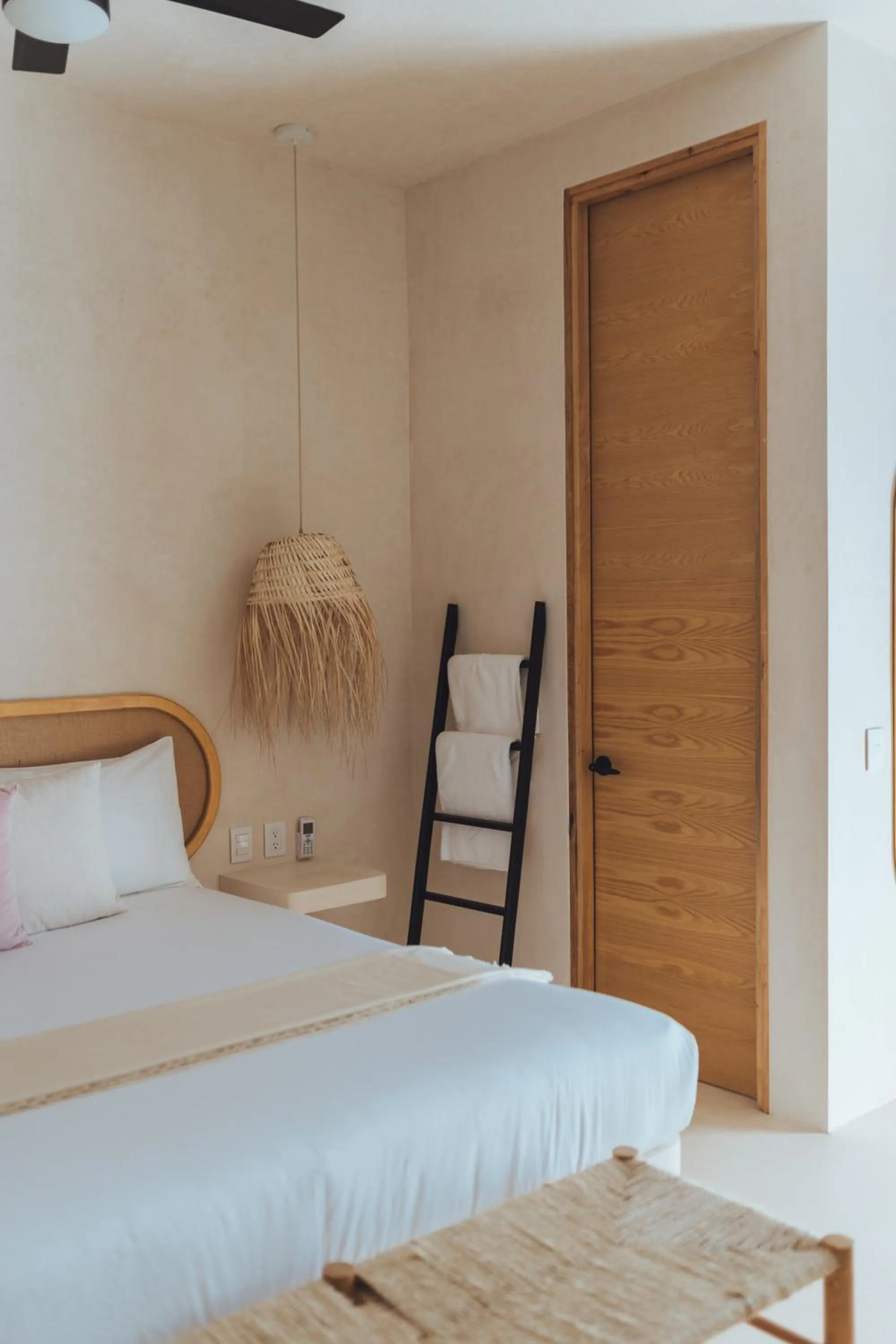 Photo of the whole room, Bed in Casa Peregrino Holbox