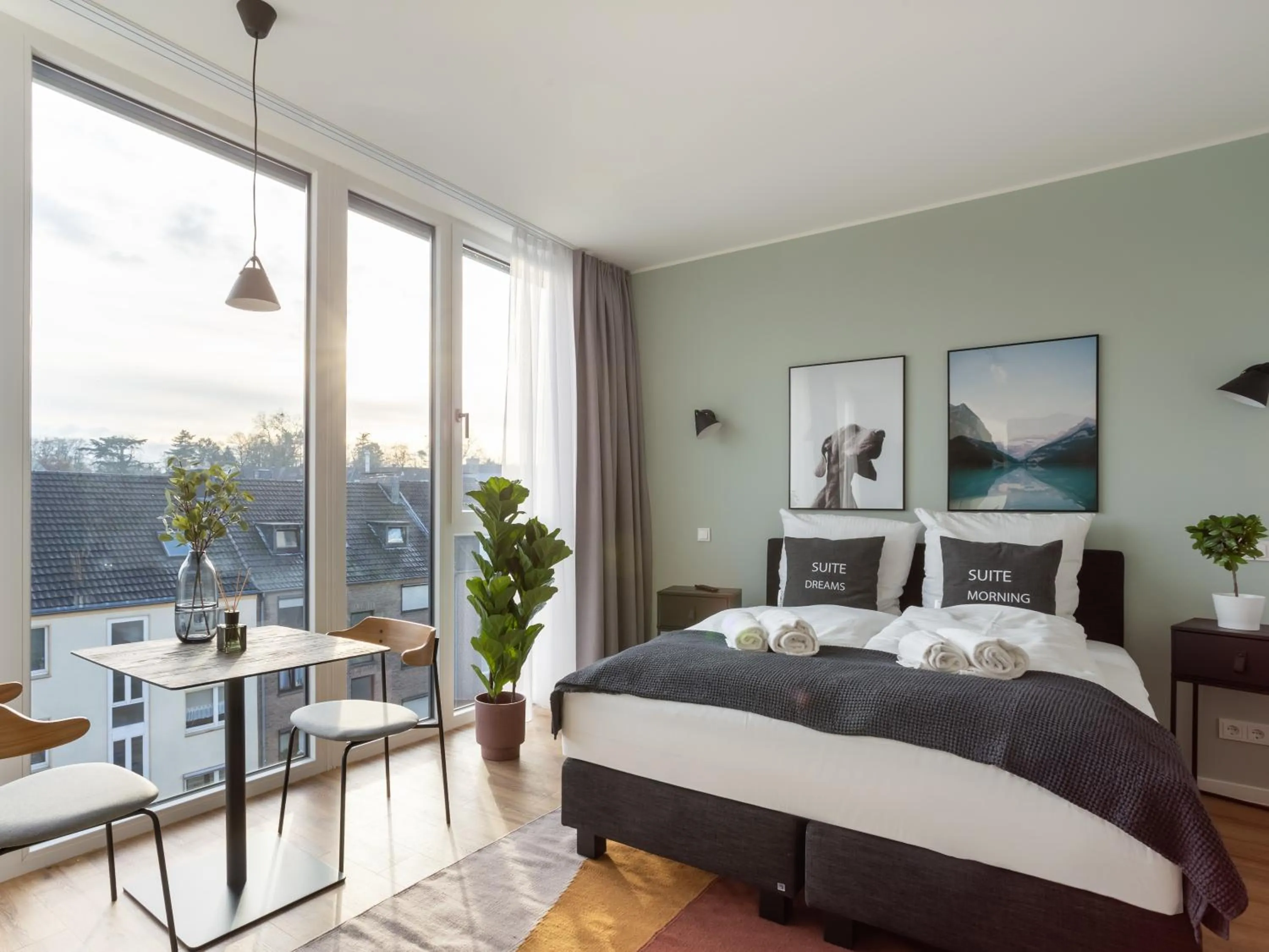 Bed in Limehome Mönchengladbach Fliethstraße