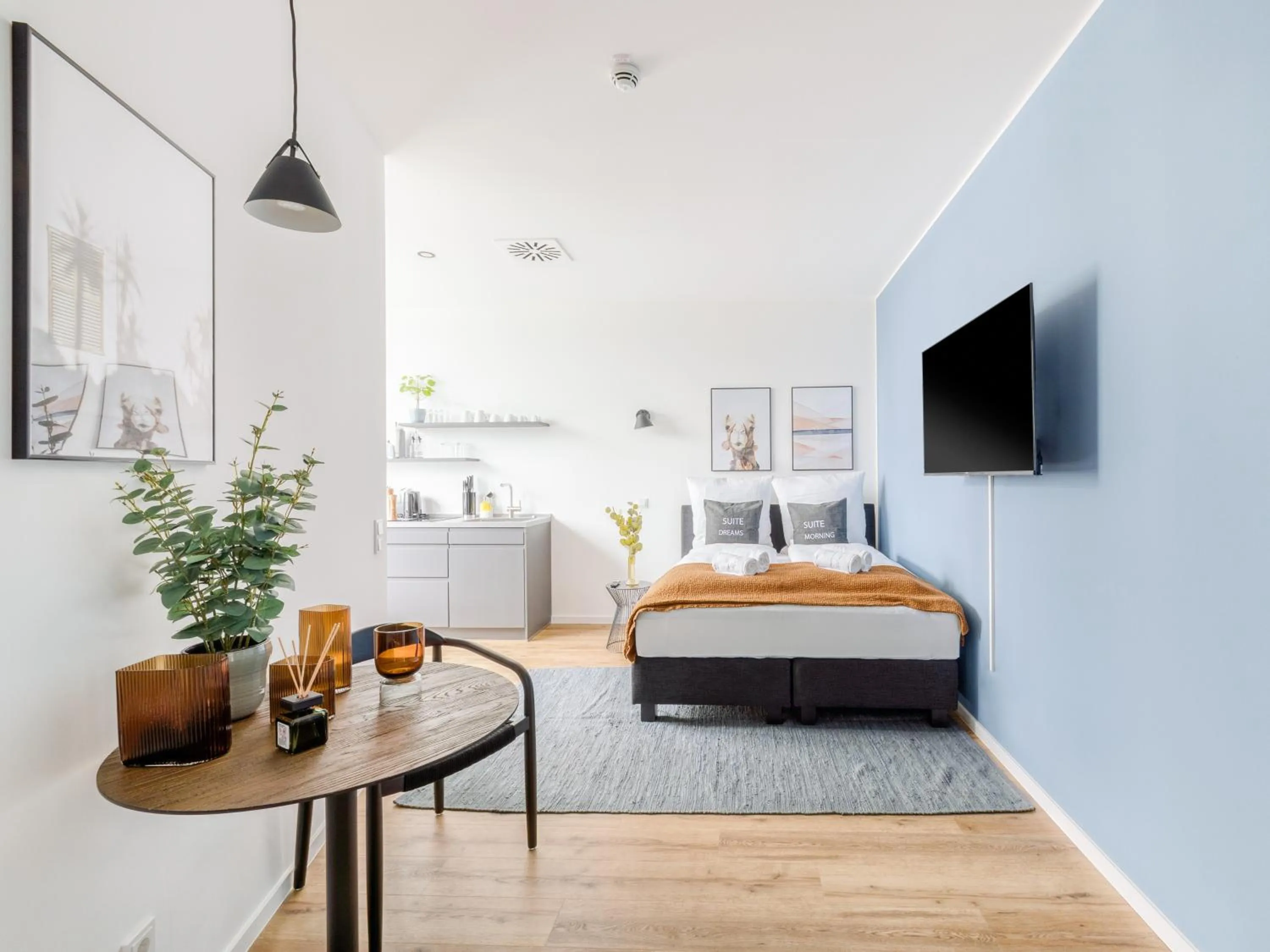 Bed in Limehome Mönchengladbach Fliethstraße