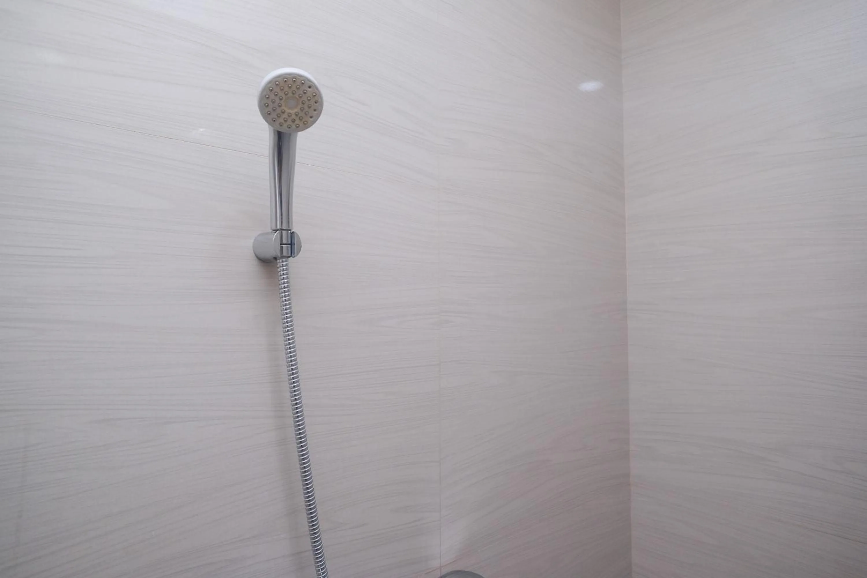 Bathroom in Ngampilan Residence Yogyakarta Mitra RedDoorz