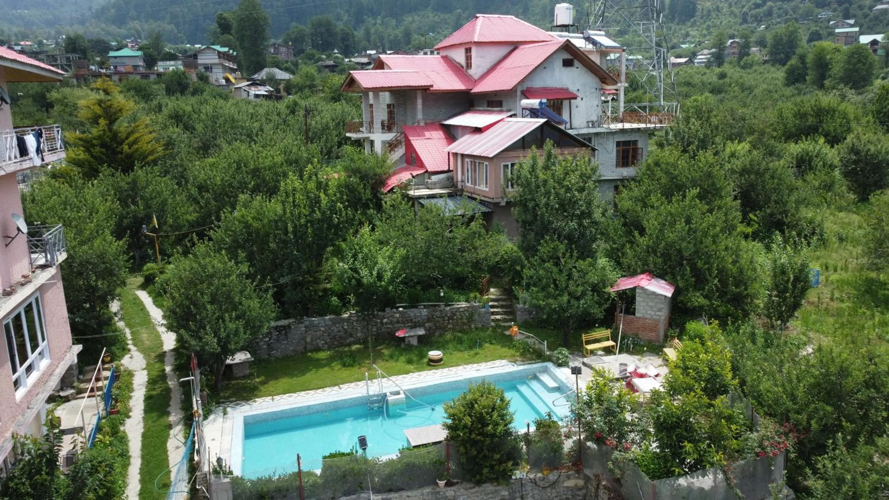 Property building in Countryside Himalayan Resort