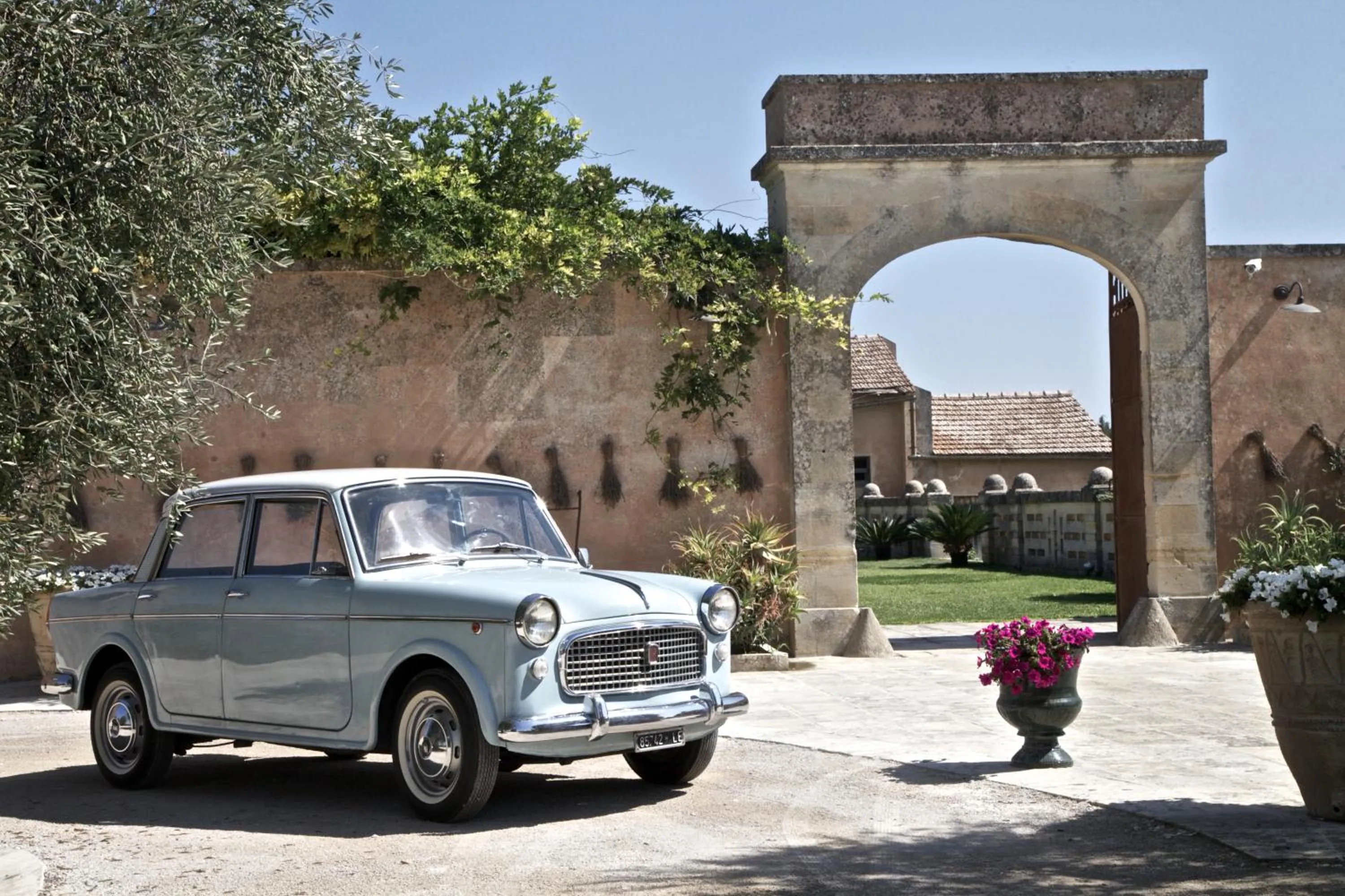 Facade/entrance in Naturalis Bio Resort