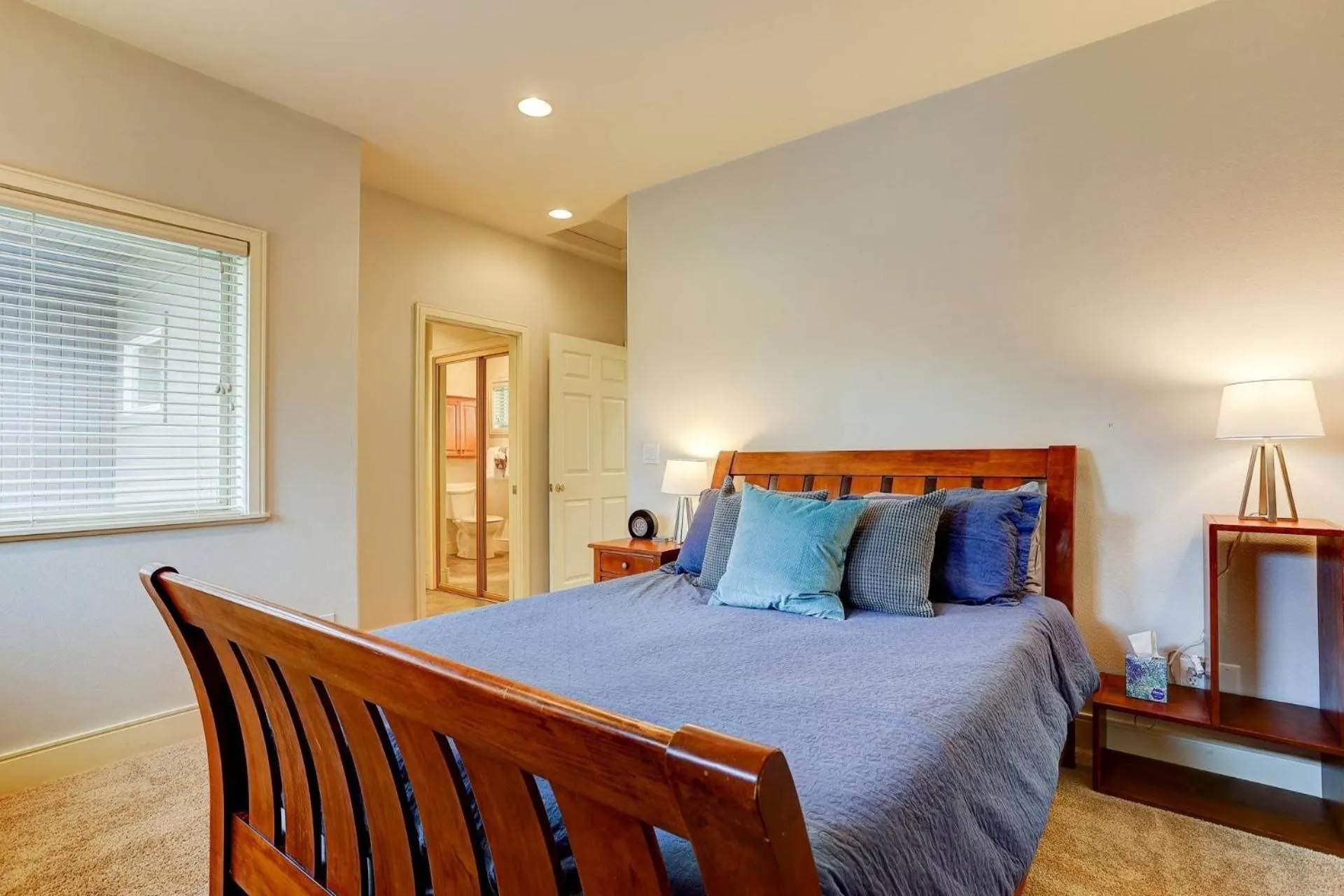 Bed in Broken Top #22