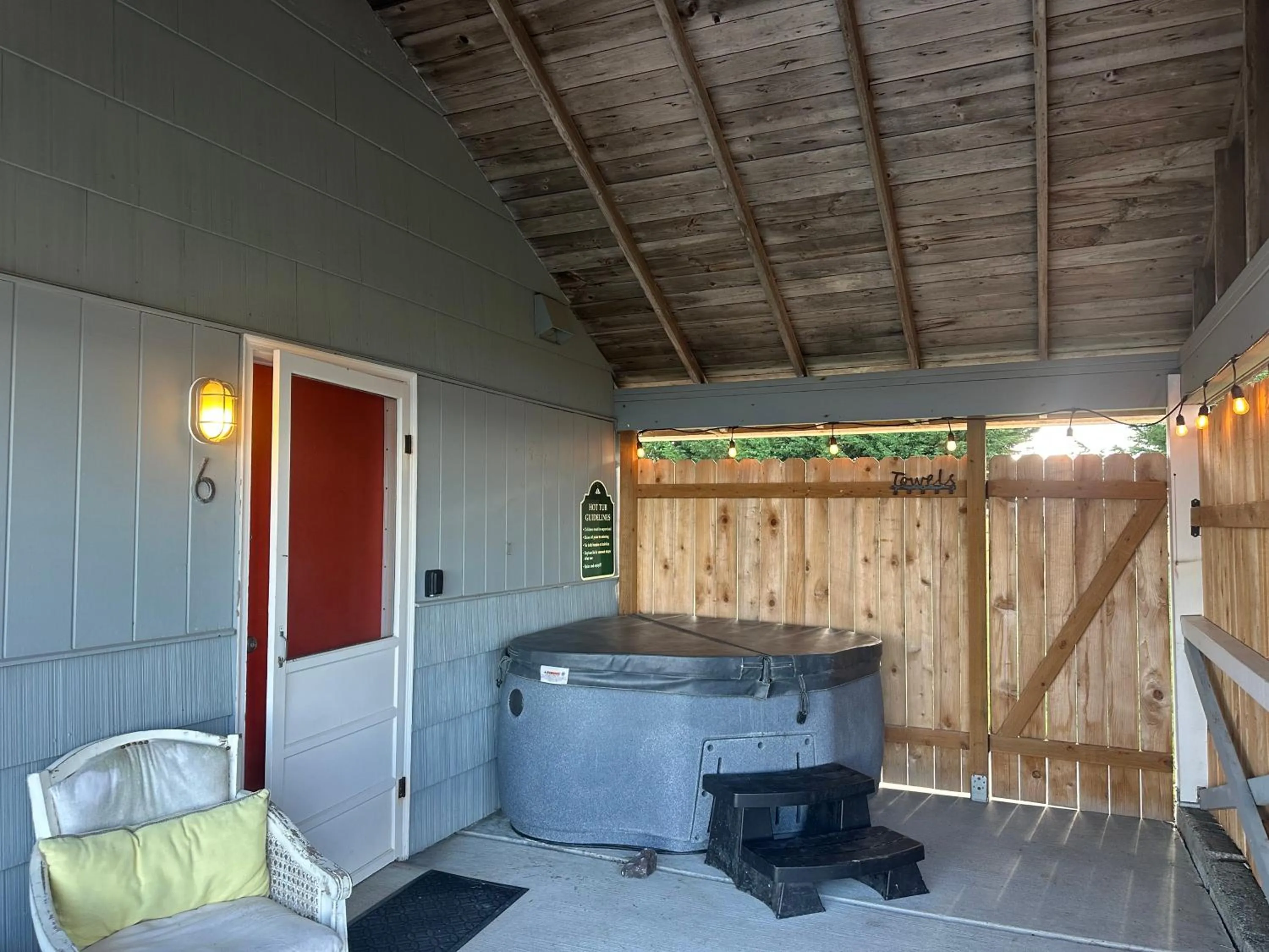 Dungeness Bay Cottages