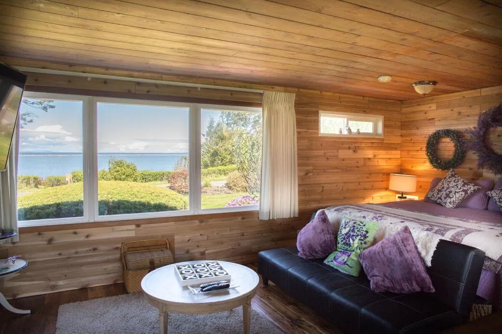 Bed in Dungeness Bay Cottages