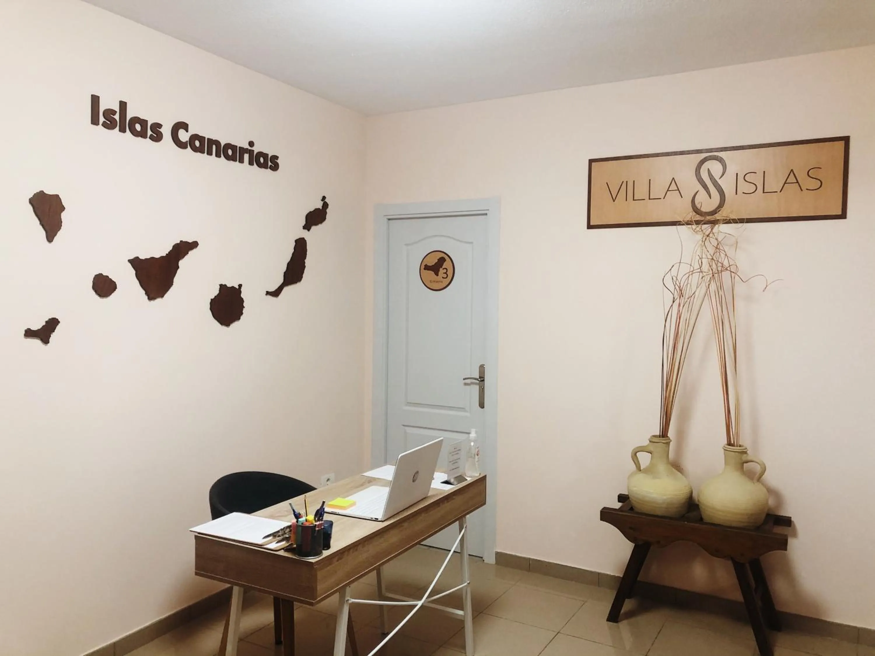 Lobby or reception in Villa 8 Islas