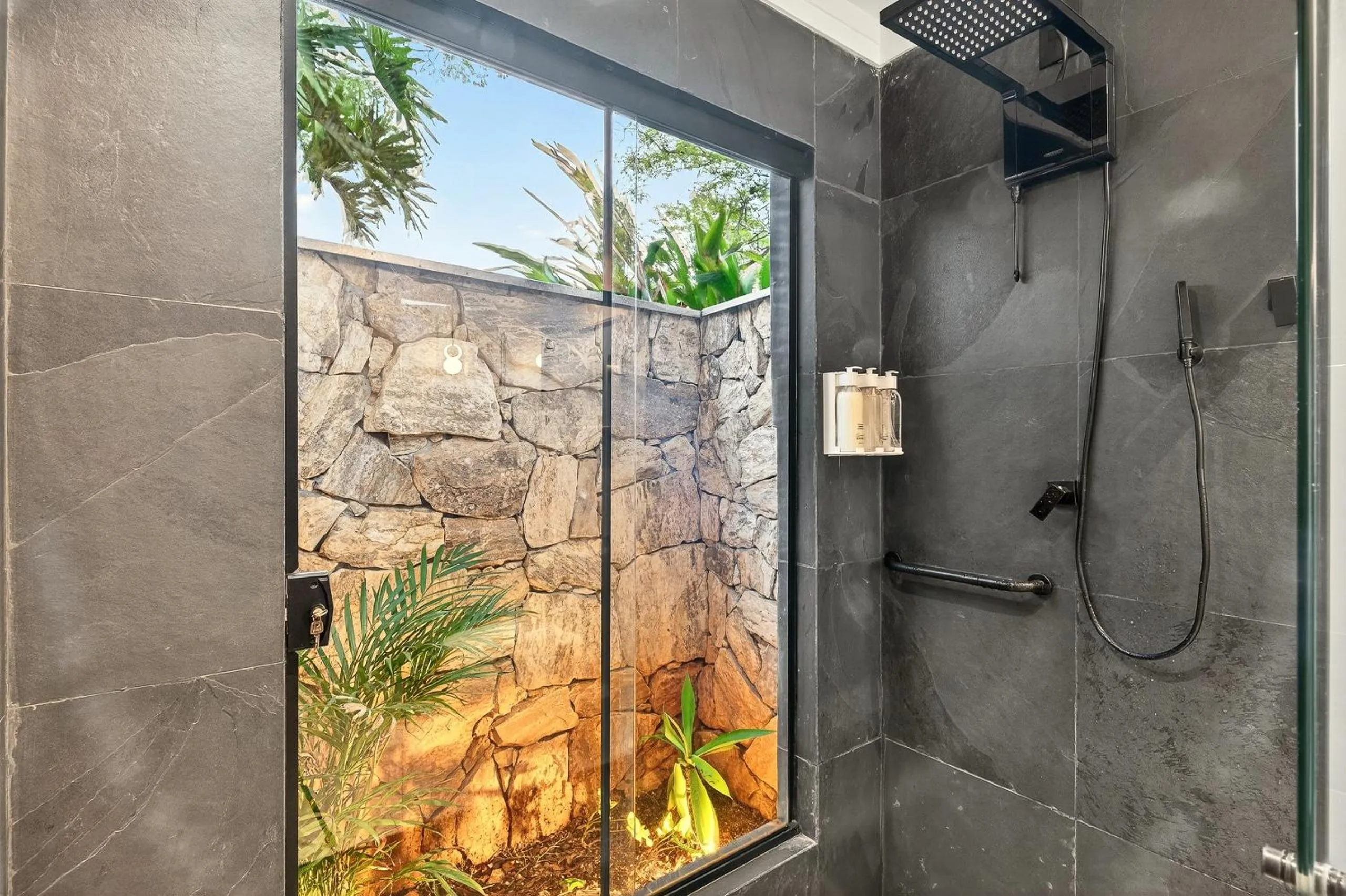 Bathroom in Grinbergs Village Hotel