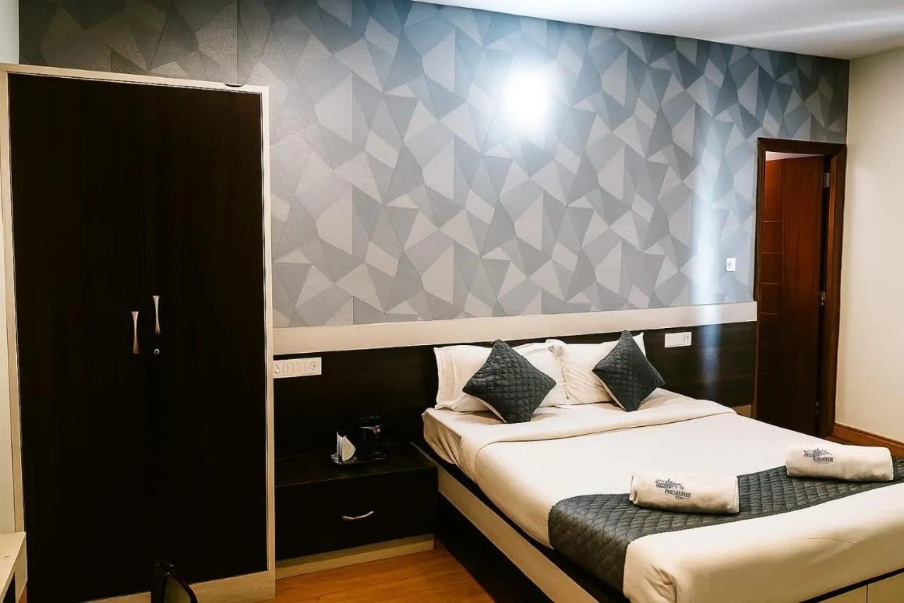 Bed in Hillcrest Metro