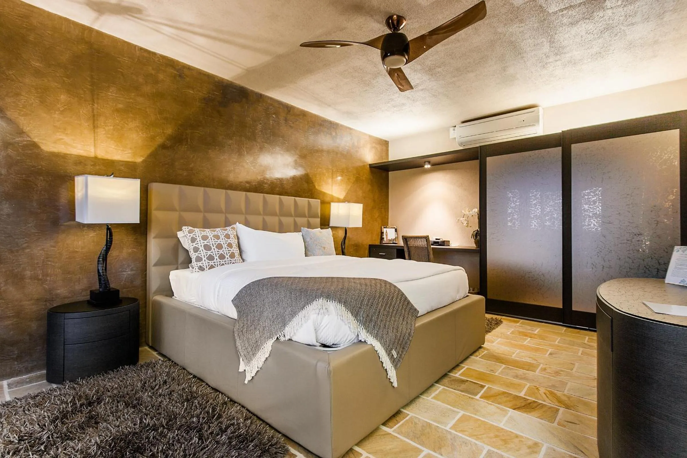 Bedroom, Bed in CeBlue Villas