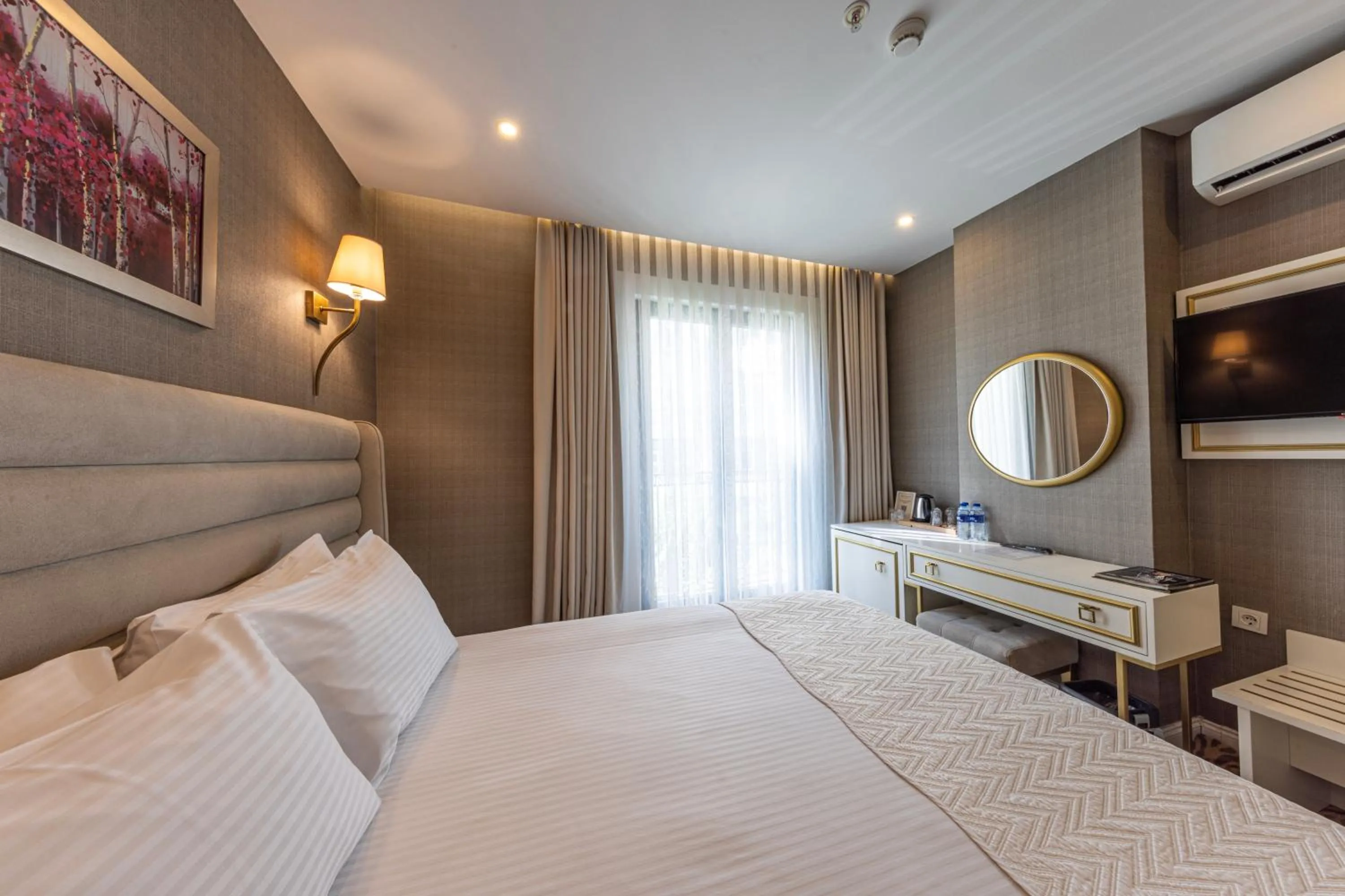 Bed in Mr BEYAZ HOTEL