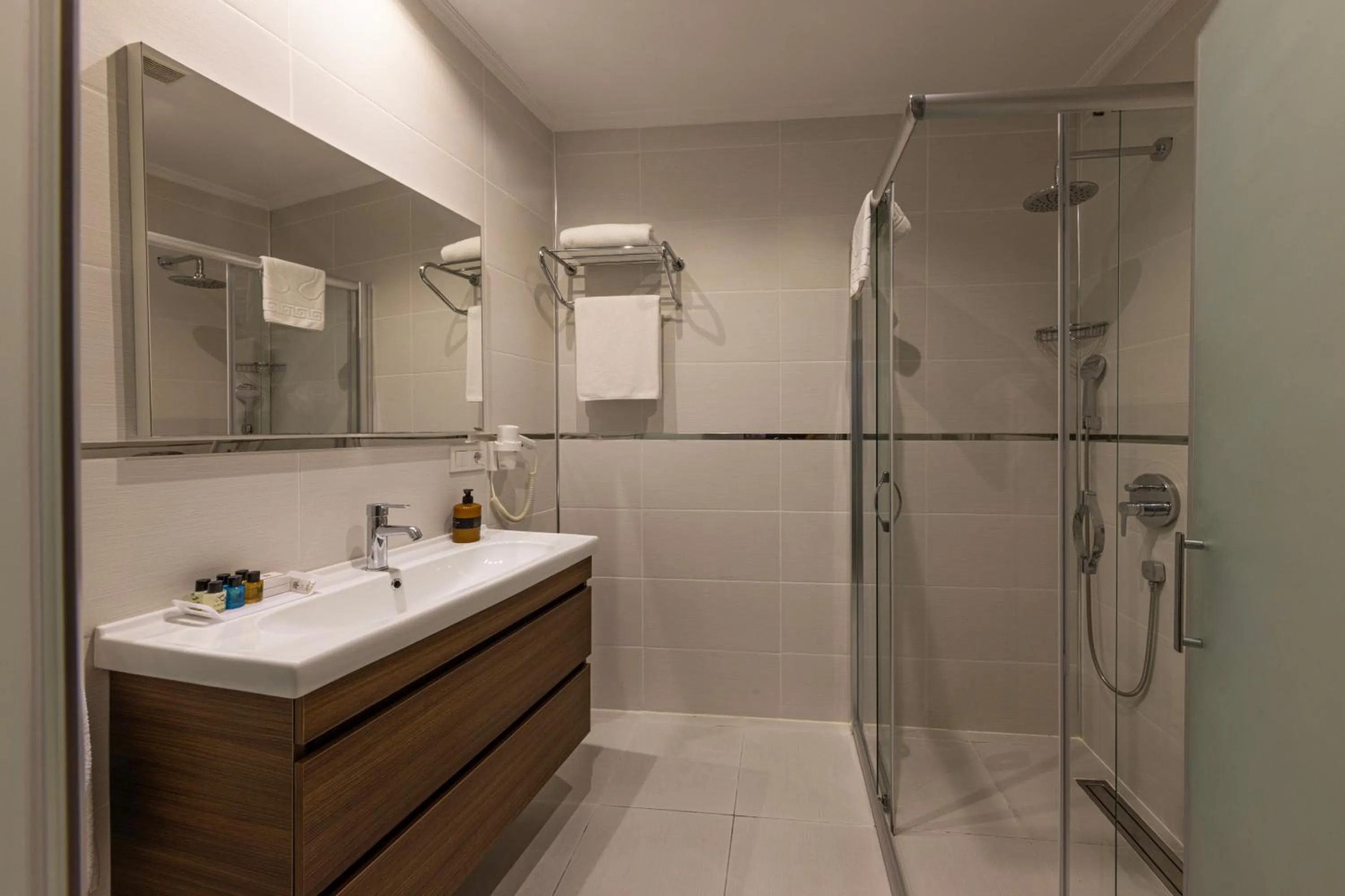 Bathroom in Mr BEYAZ HOTEL