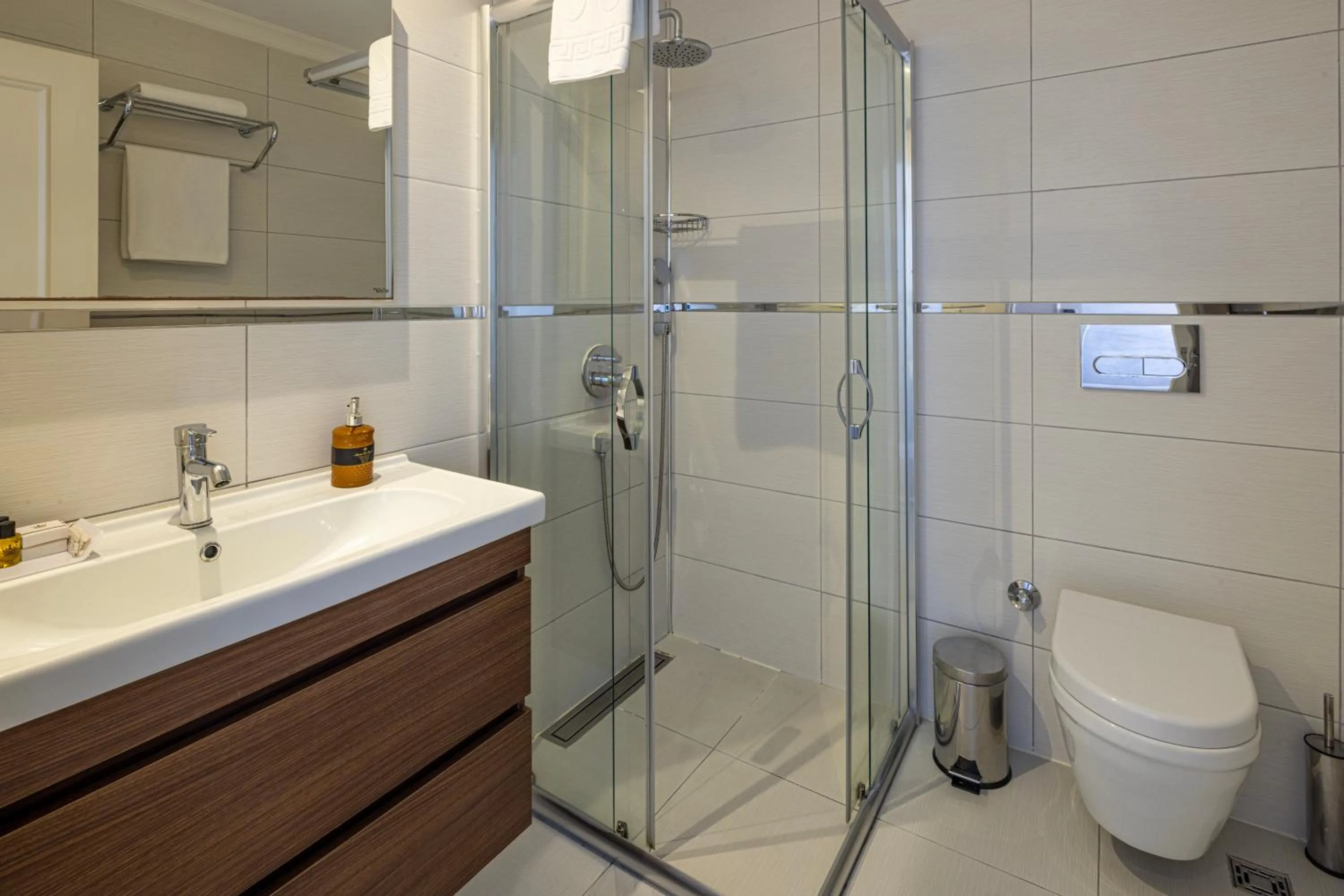 Bathroom in Mr BEYAZ HOTEL