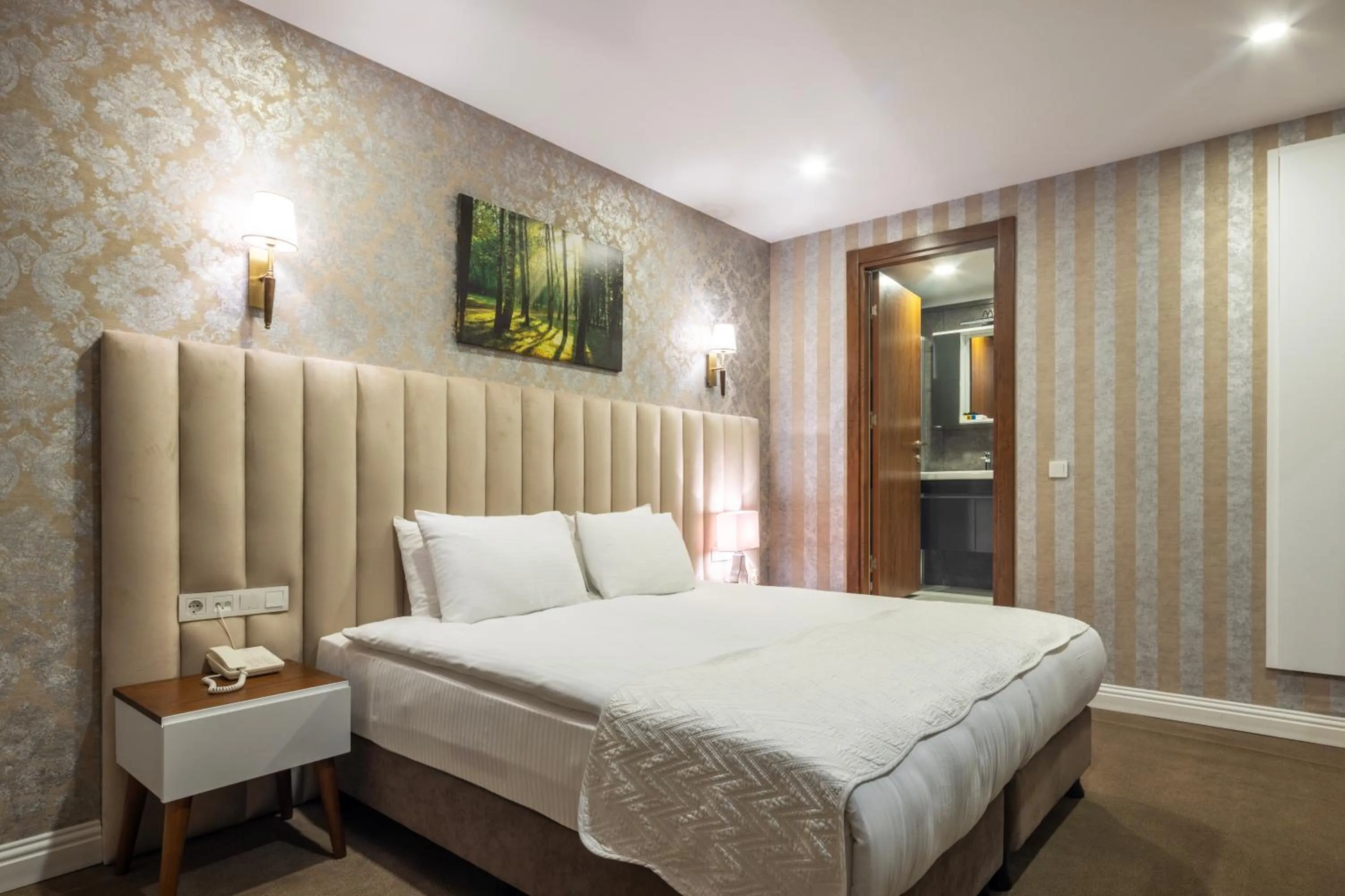 Bed in Mr BEYAZ HOTEL