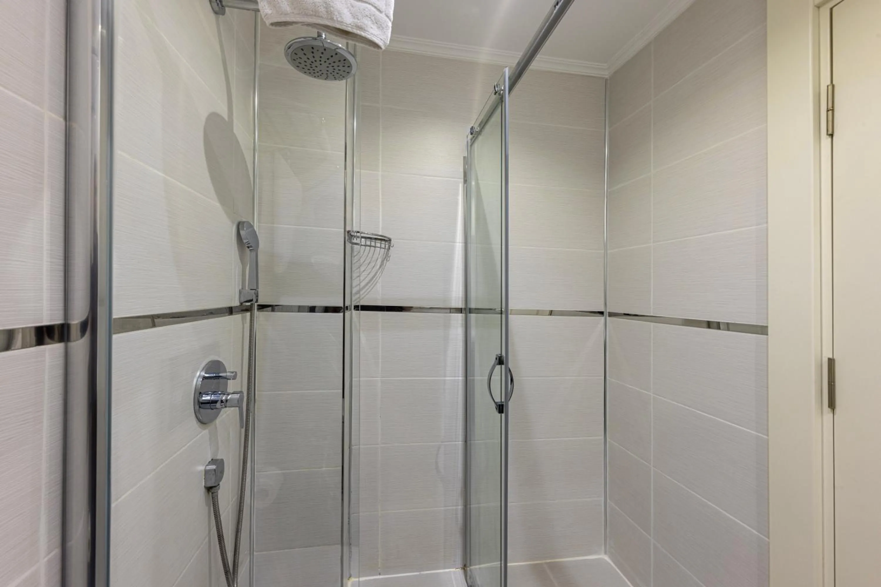 Bathroom in Mr BEYAZ HOTEL