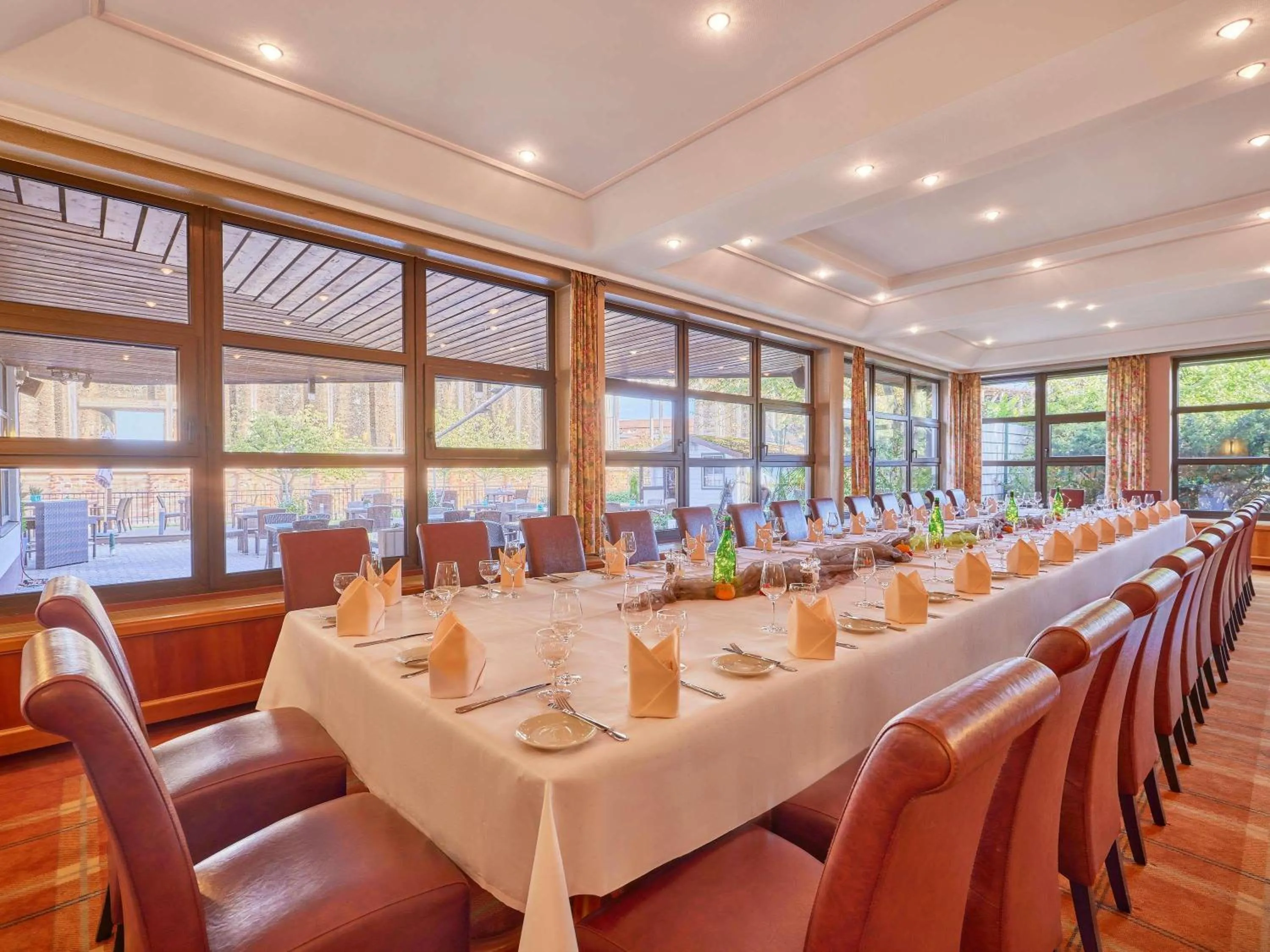 Restaurant/places to eat in Mercure Hotel Bad Duerkheim An Den Salinen