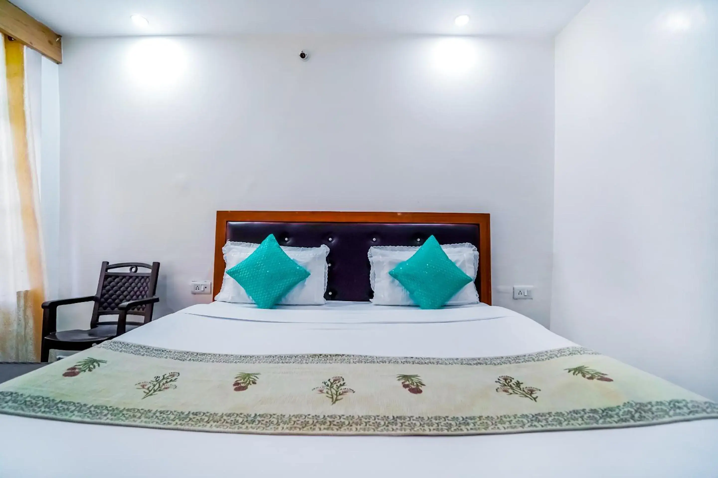 Standard King Room in The Bunksters Mcleodganj, Dharmkot Standard King Room in The Bunksters Mcleodganj, Dharmkot