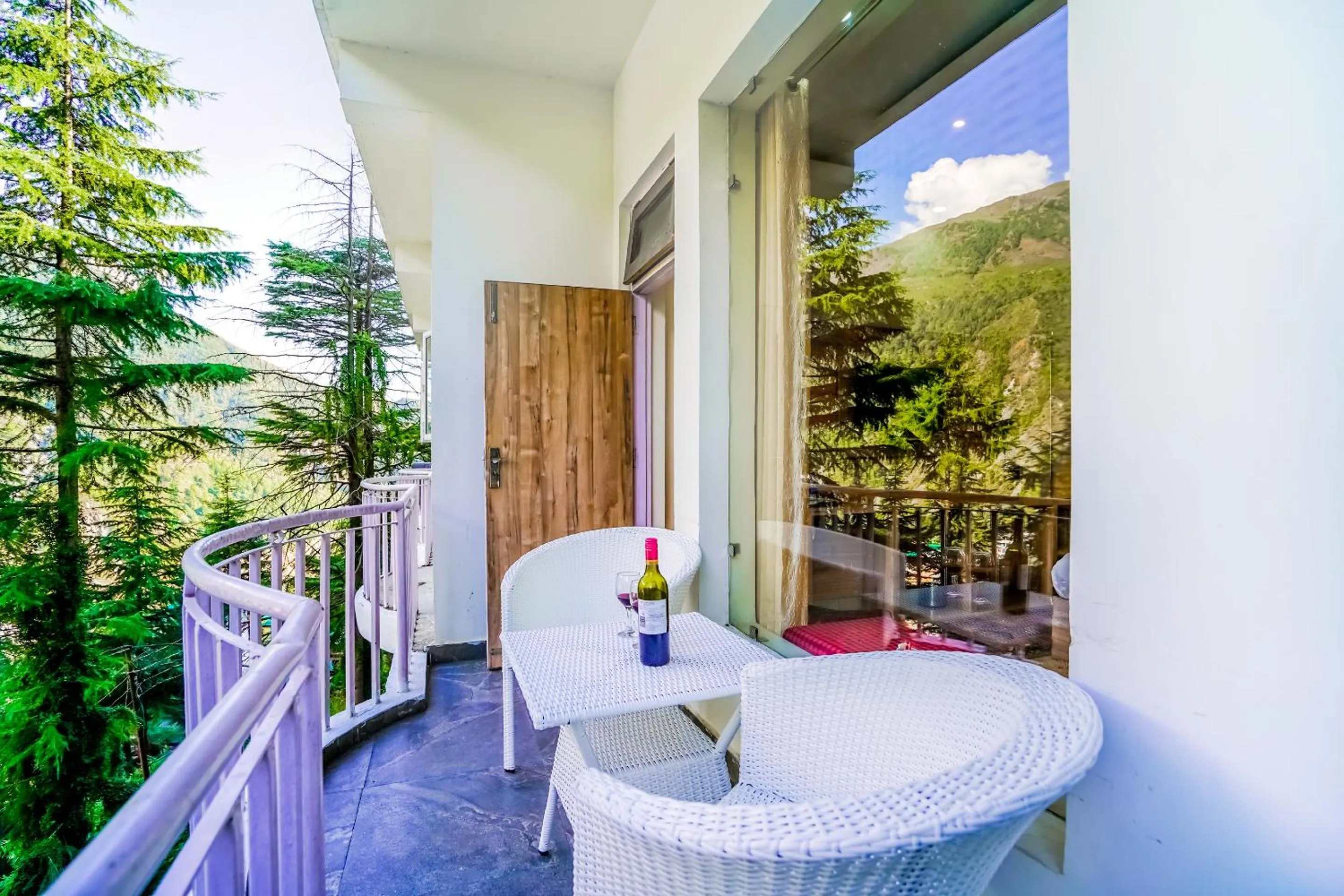 Patio in The Bunksters Mcleodganj, Dharmkot