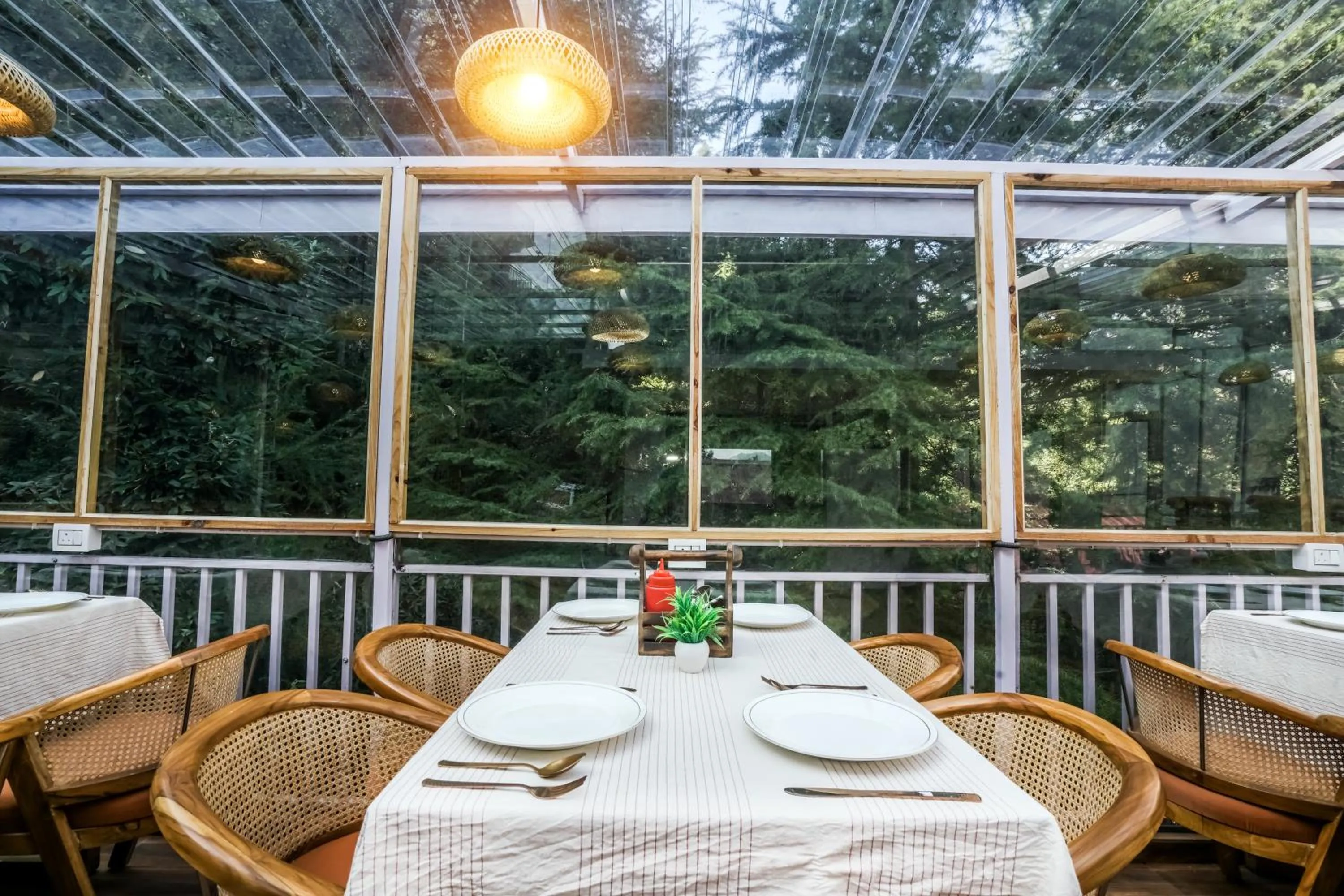 Restaurant/places to eat in The Bunksters Mcleodganj, Dharmkot