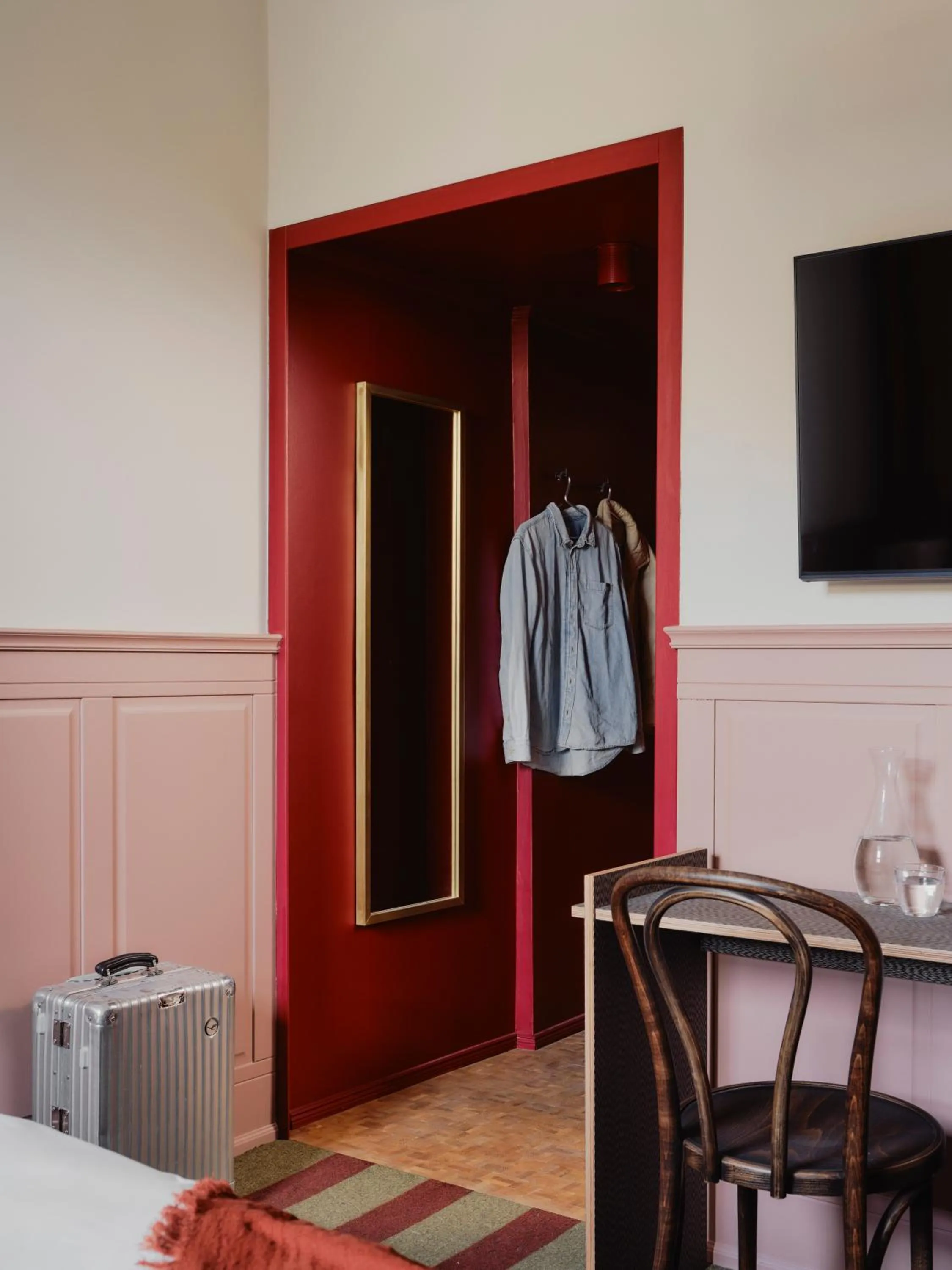 Bedroom, Bed in The Dean Berlin