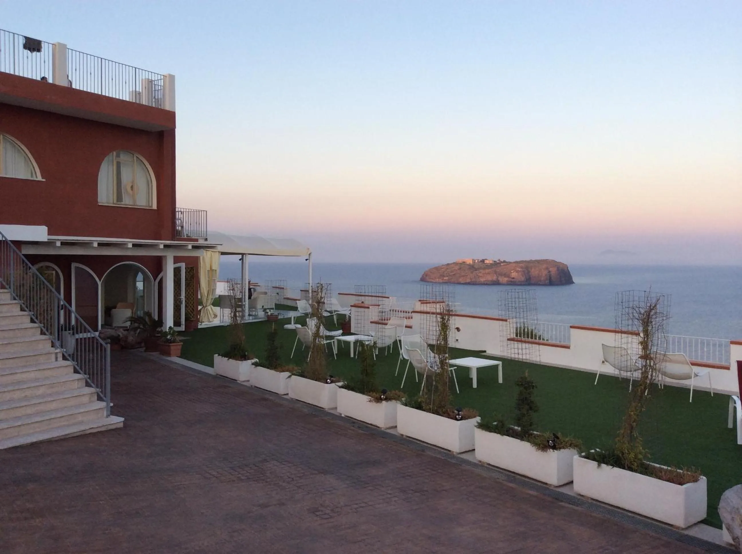 Patio in Hotel Borgo Cacciatori