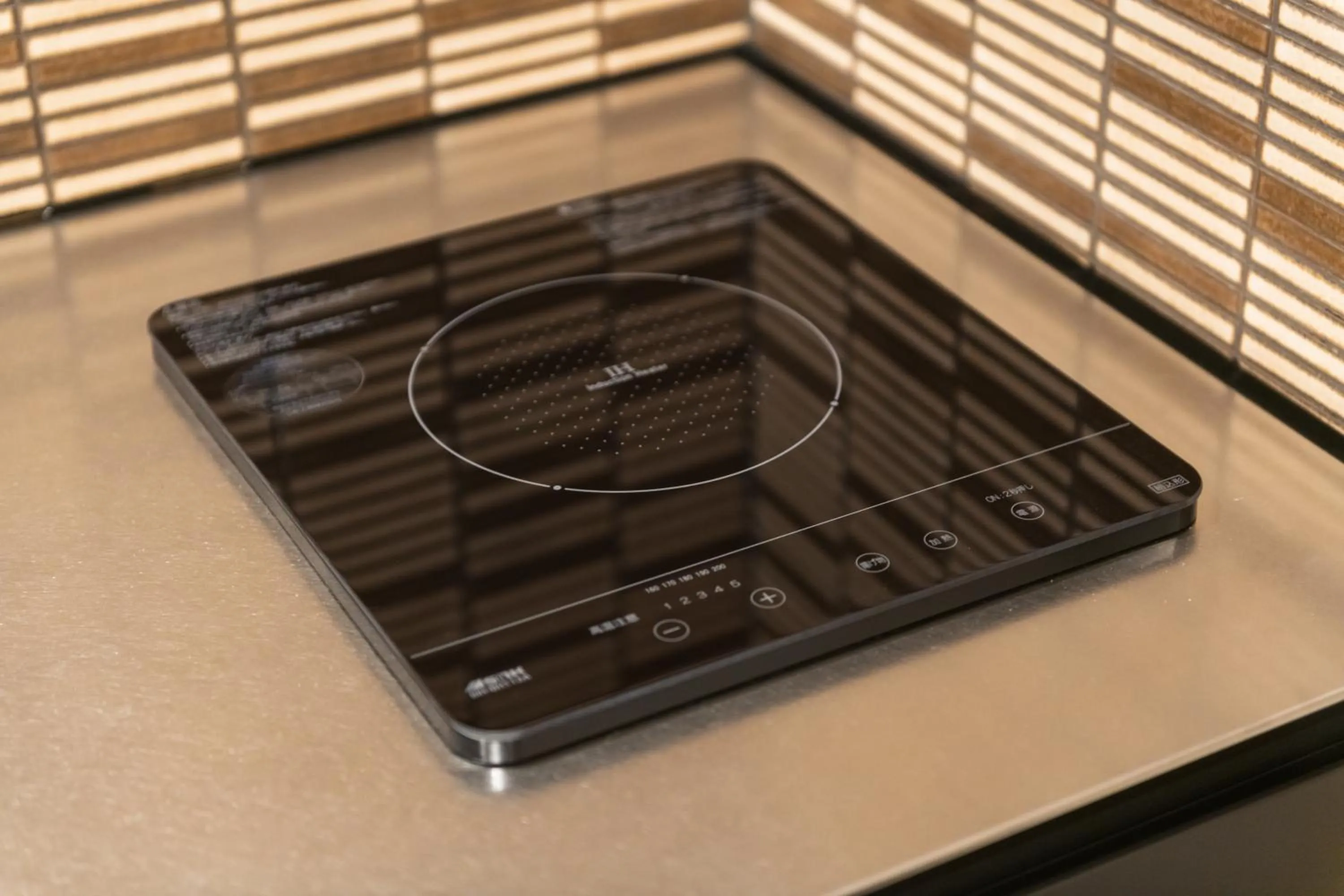 Photo of the whole room in GRAND BASE Urakami